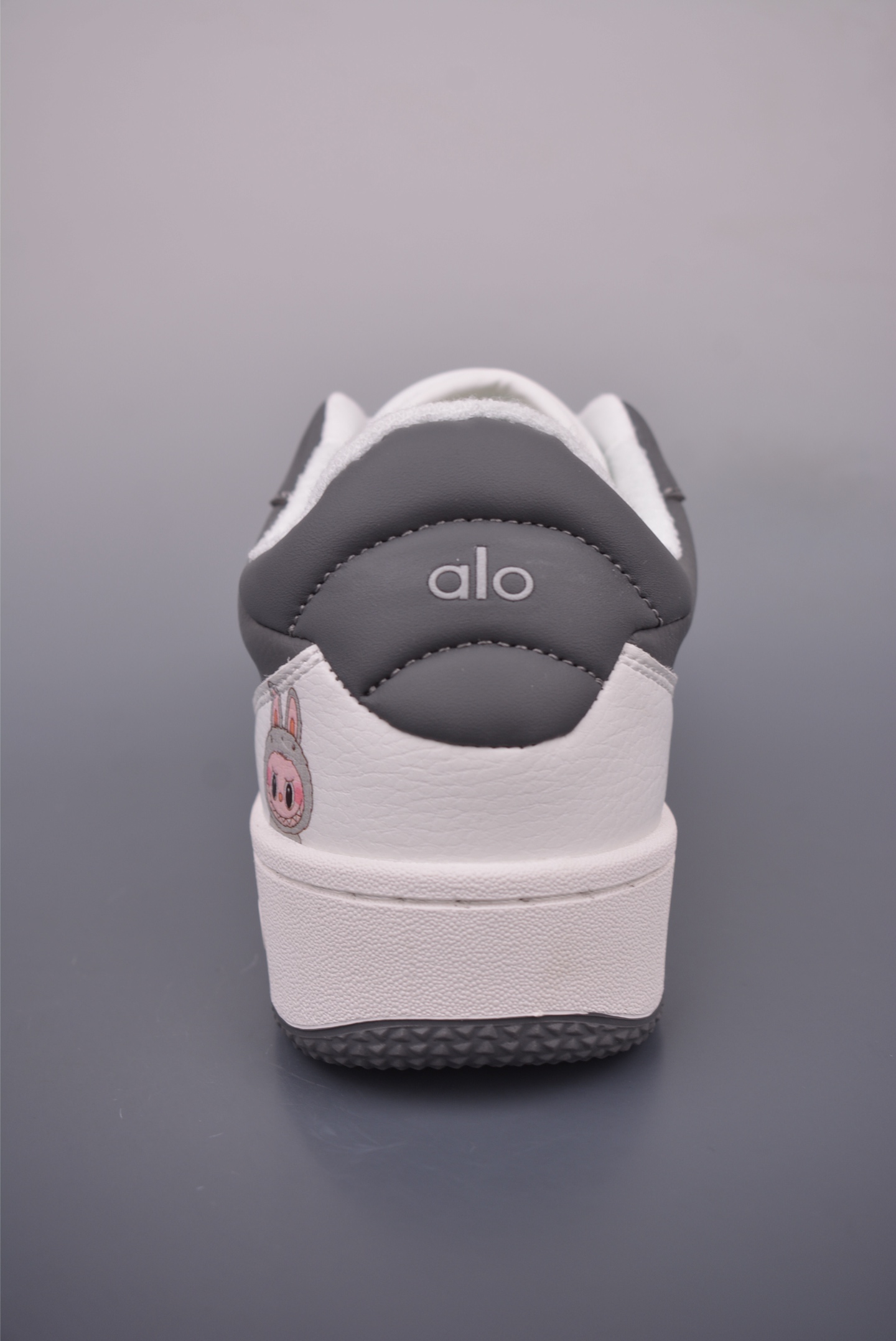 Alo Yoga Recovery Mode LABUBU Low-Top Sneakers - Comfortable, Stylish, Durable 4 i1753309405313 1206 0 3