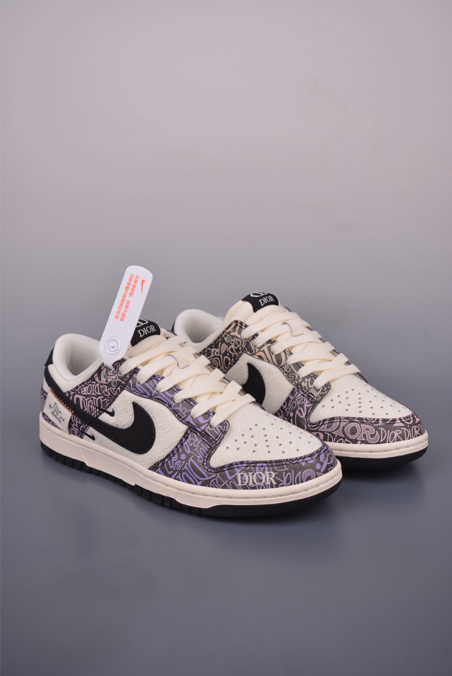 Nike SB Dunk Low Dior Collaboration Premium Sneakers - Stylish & Comfortable 1 i1753309451761 4772 0 0