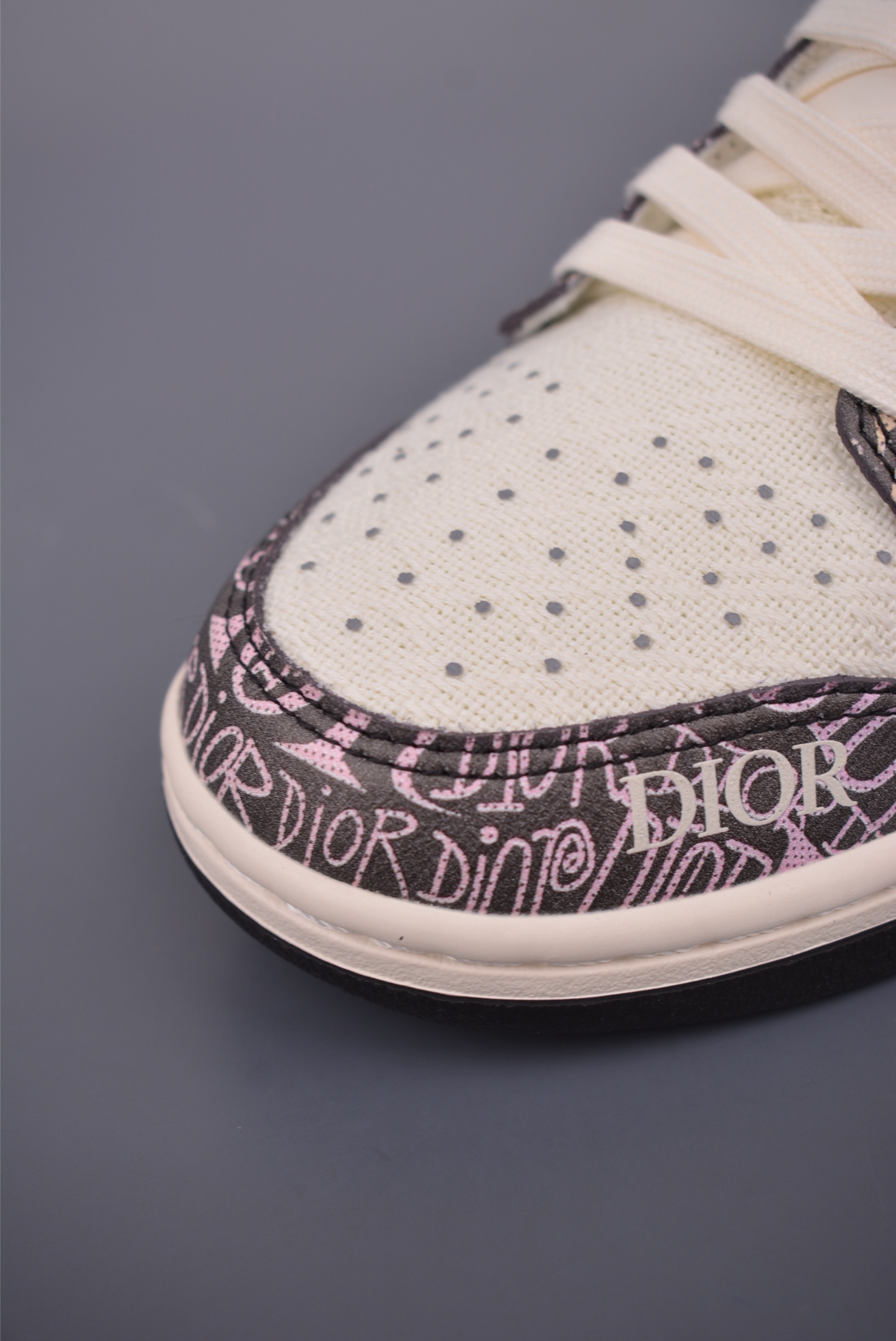 Nike SB Dunk Low Dior Collaboration Premium Sneakers - Stylish & Comfortable 6 i1753309453313 7779 0 5