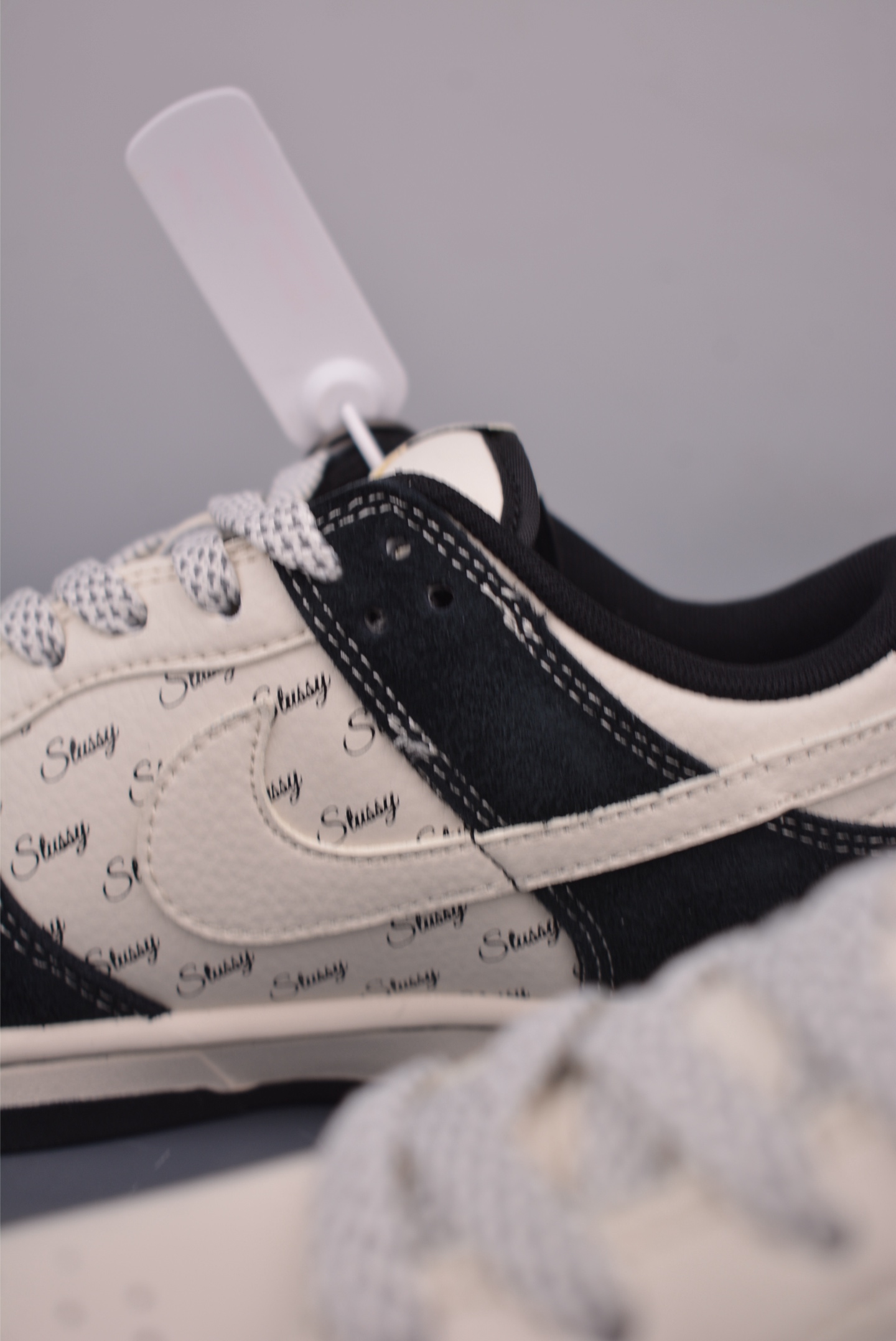 Nike SB Dunk Low DIY Stussy Collab, Premium Leather, Superior Comfort & Style 9 i1753310785977 3882 0 7