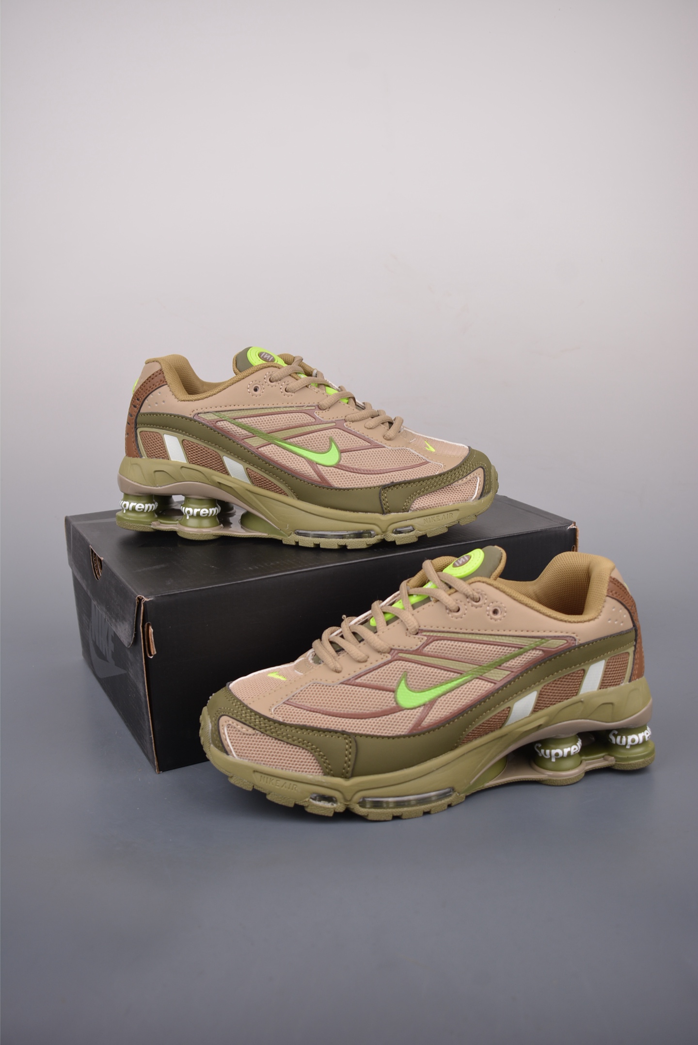 Nike Shox Ride 2 SP x Supreme Running Shoes - Full Cushion Comfort 6 i1753395033567 8469 0 4