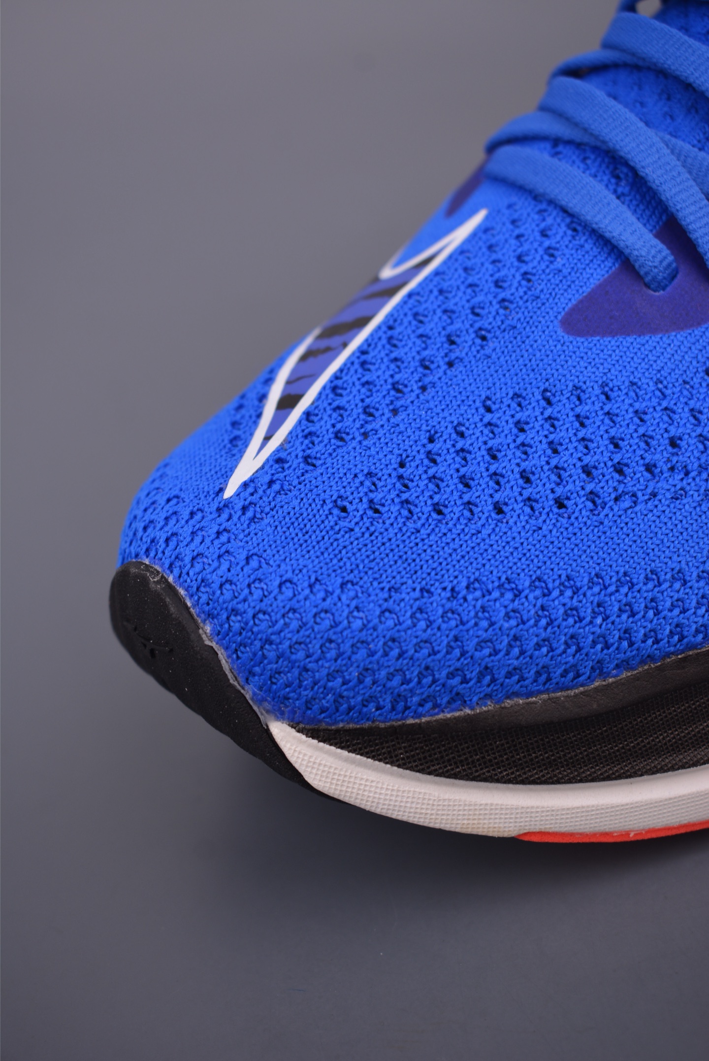 Mizuno Neo Zen Running Shoes: Breathable, Retro Style with Wave Cushioning 6 i1753395348605 6546 0 5