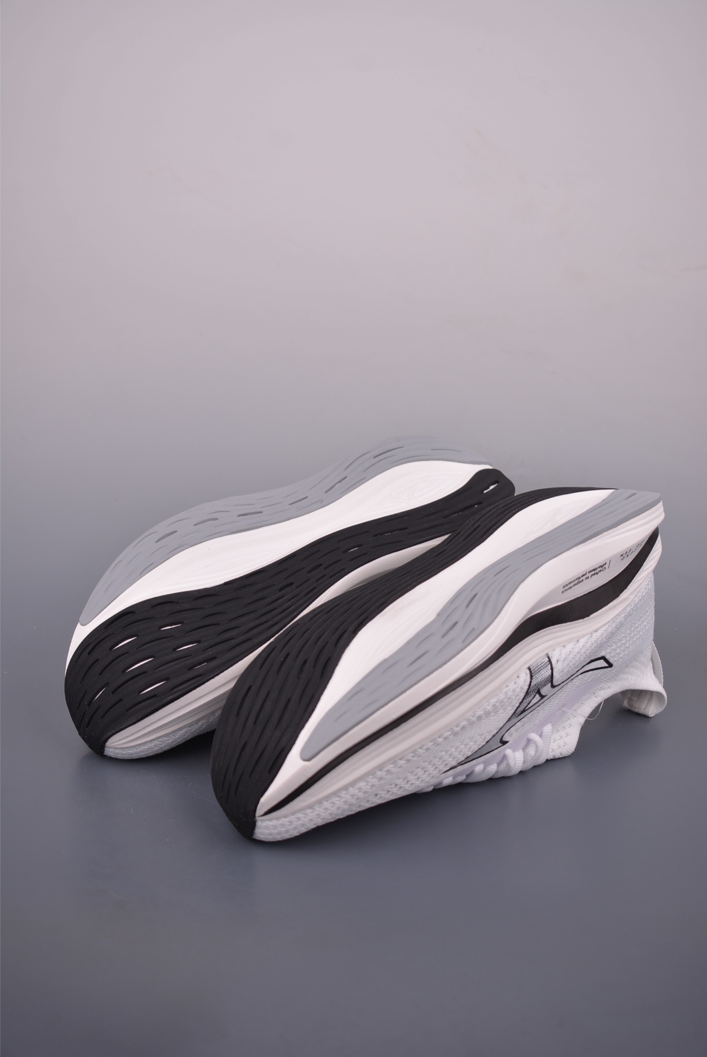 Mizuno Neo Zen Running Shoes - Breathable, Lightweight & Responsive, for Daily Training 4 i1753395406880 7489 0 2