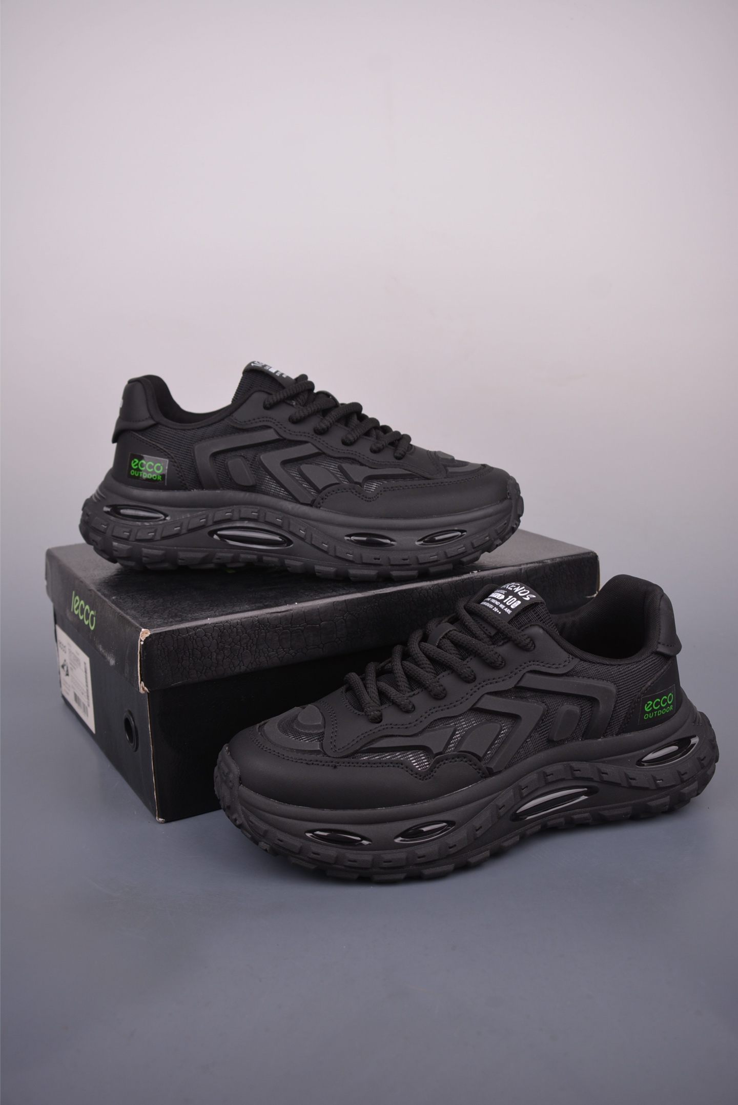 Ecco Men's 2025 Lightweight Streetwear Sneakers - Comfortable & Durable 6 i1753398109468 5654 0 4