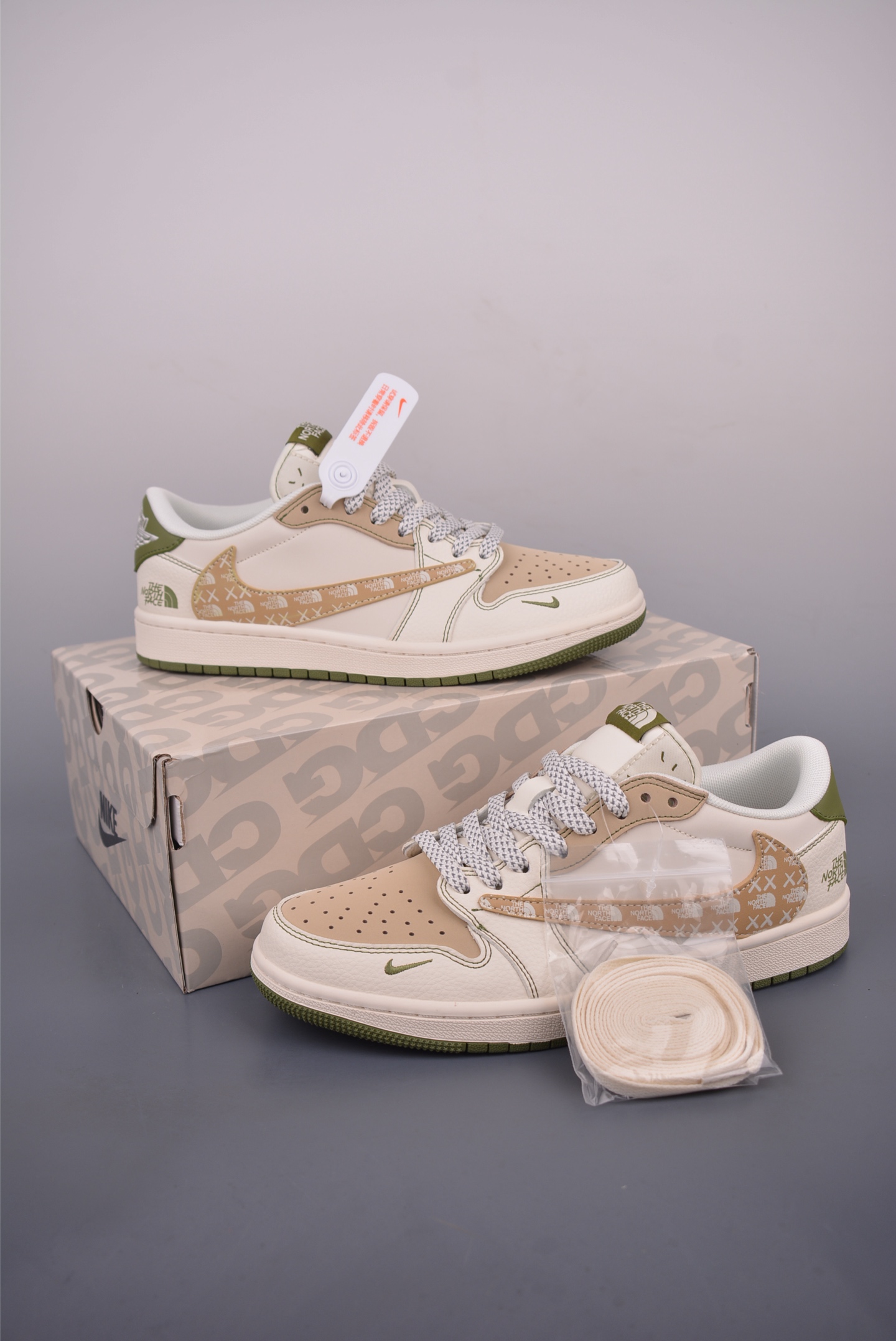 Fragment x Travis Scott x The North Face Air Jordan 1 Low Collab Sneakers 5 i1753398266494 6801 0 4