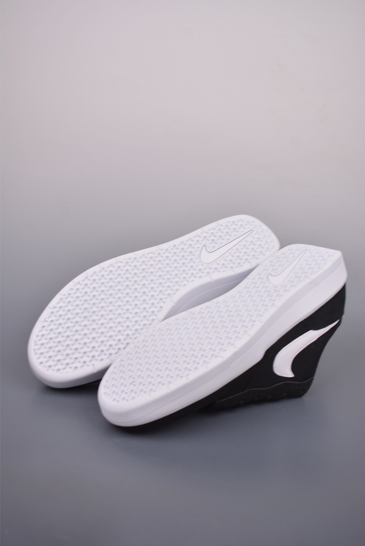 Nike SB Force 58 Skate Shoes - Durable, Flexible, and Classic Basketball Style 4 i1753482500185 1419 0 2