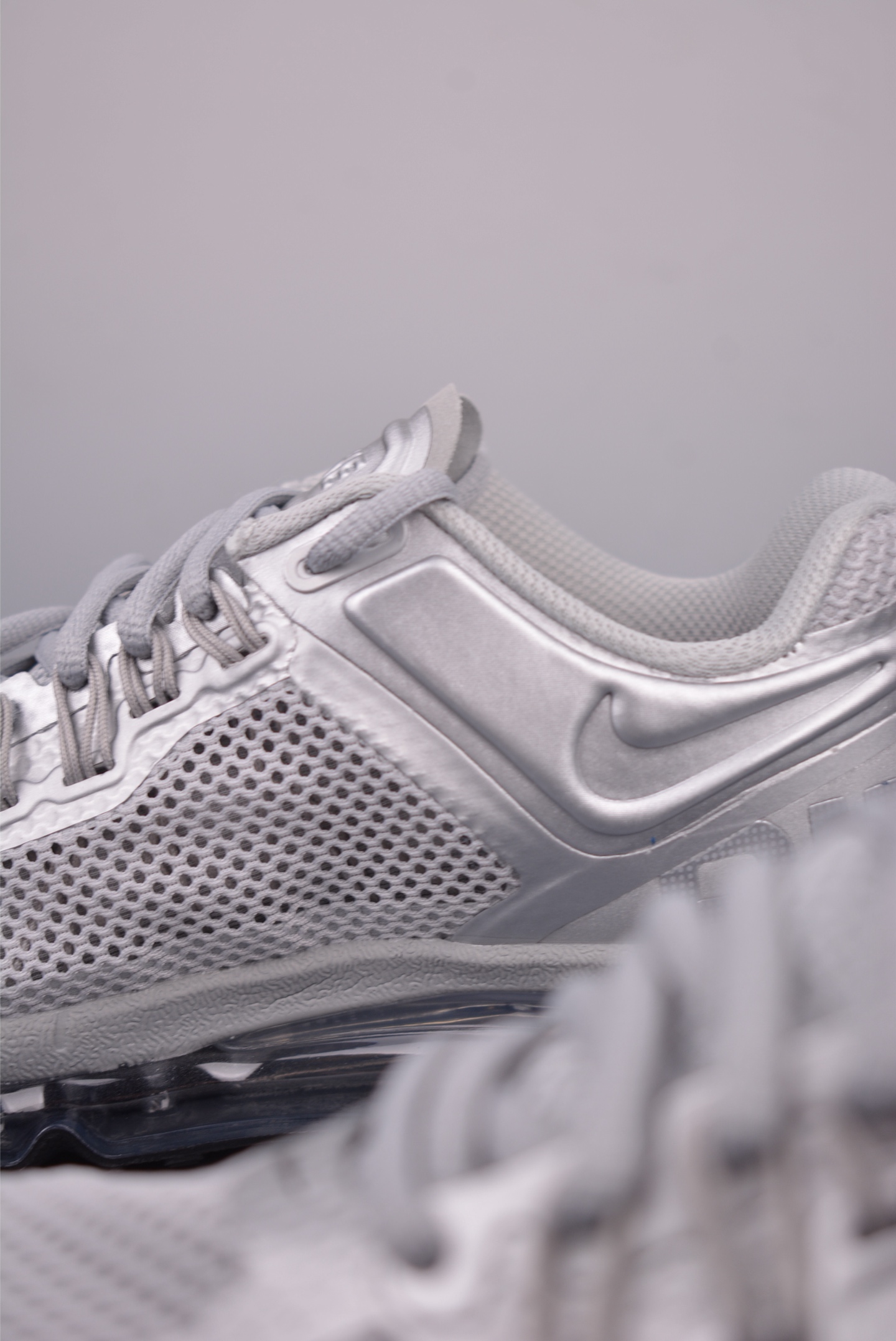 NIKE Air Max 2013 耐克复古透气网布 全掌气垫 缓震跑步鞋 HQ3025-001