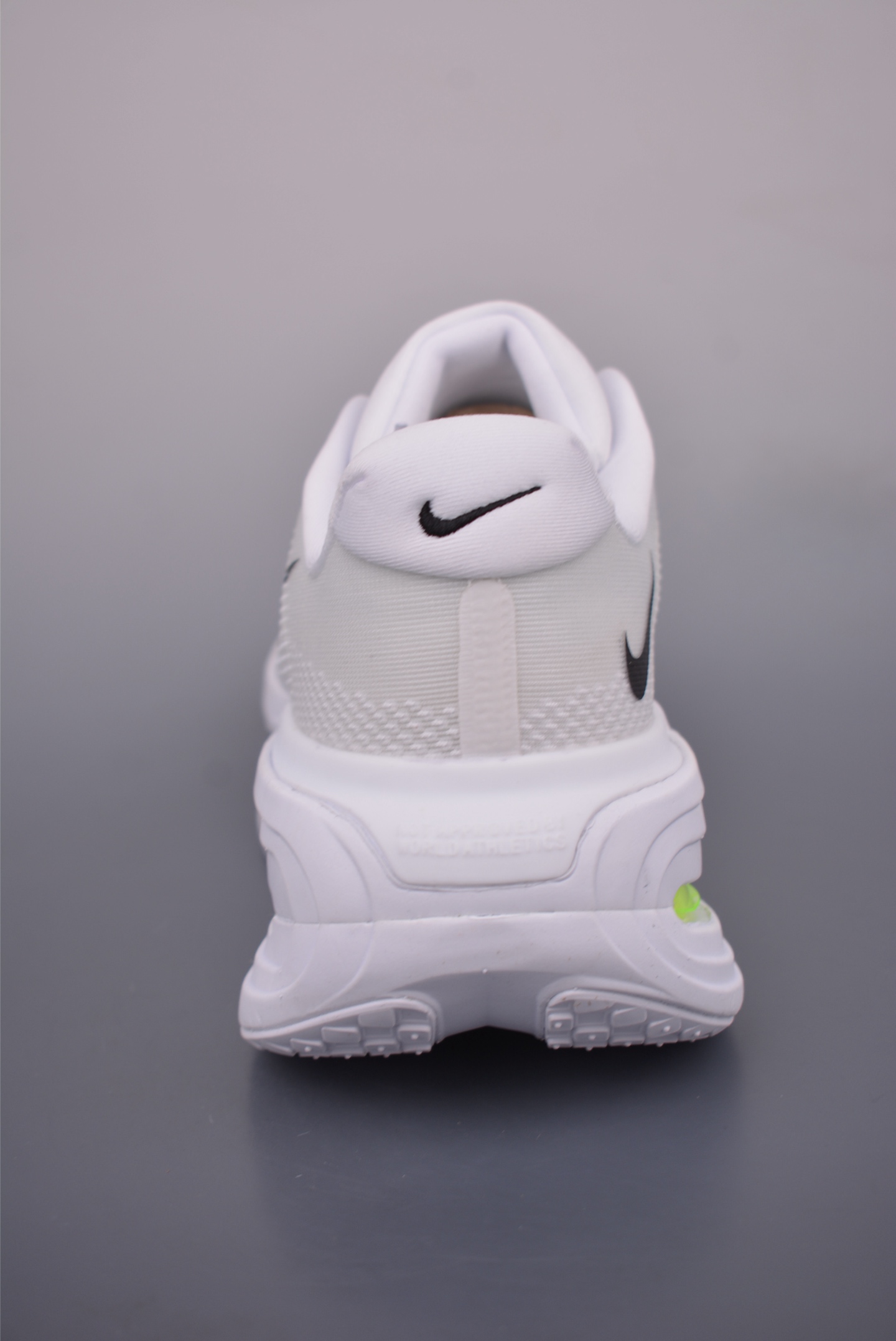 Nike Vomero Premium Air Cushion Running Shoes - Comfortable, Durable, and Stylish 5 i1753483400154 4912 0 3