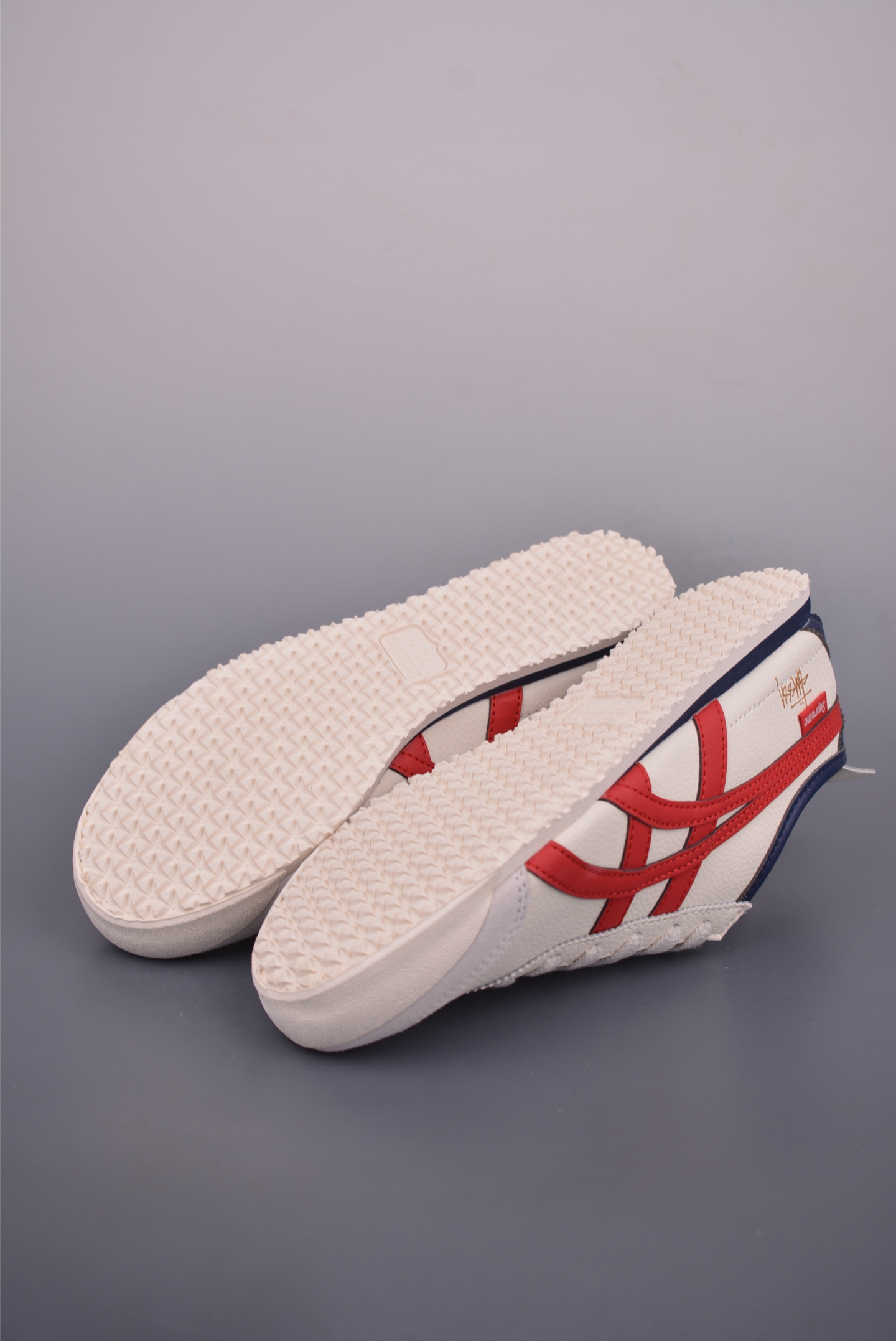 Onitsuka Tiger Mexico 66 Cream/Red Leather Low-Top Sneakers Unisex Sizes 3 i1753484942389 2227 0 2