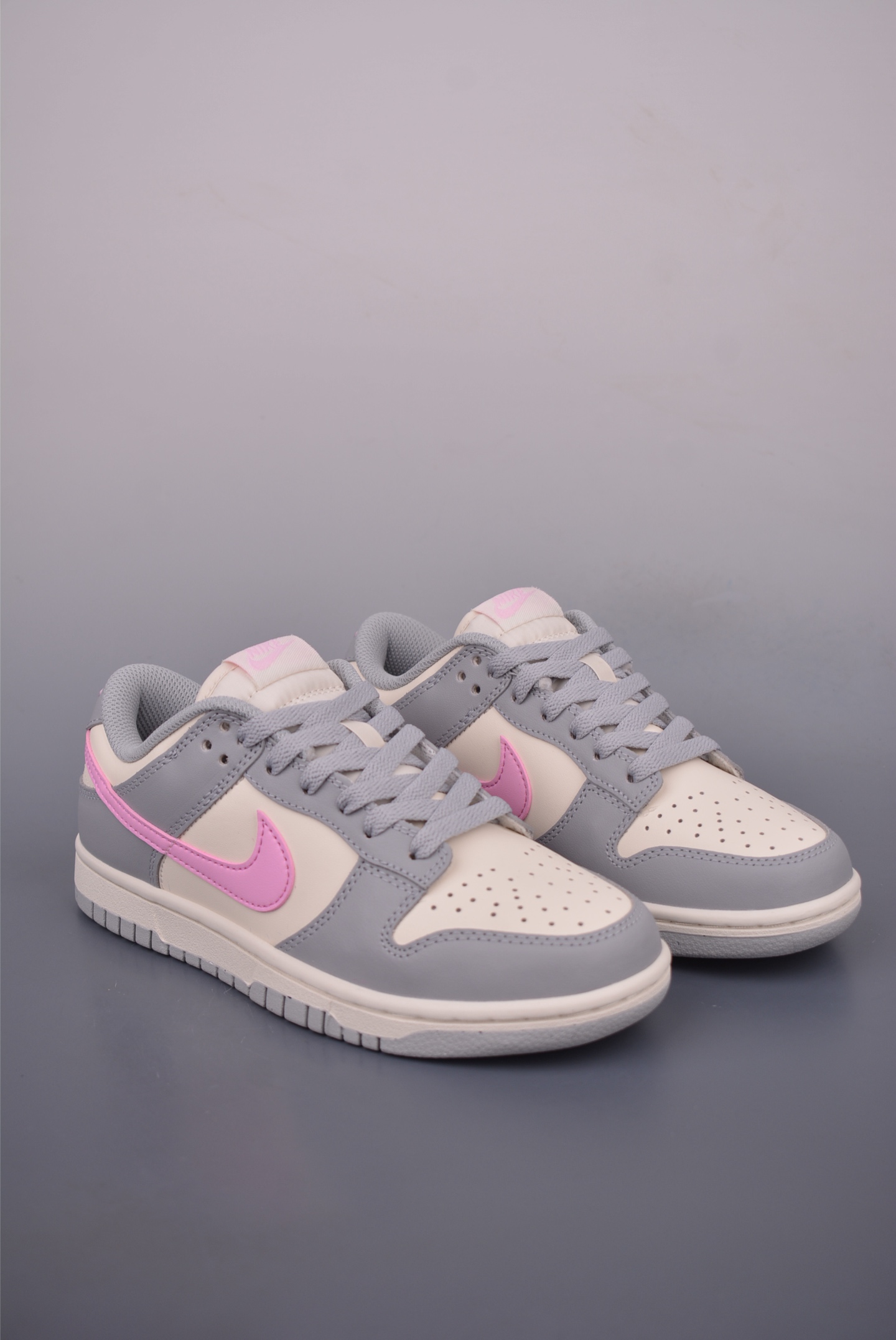 Nike SB Dunk Low: Premium Comfort & Style in Grey and Pink 2 i1753485173394 4115 0 0