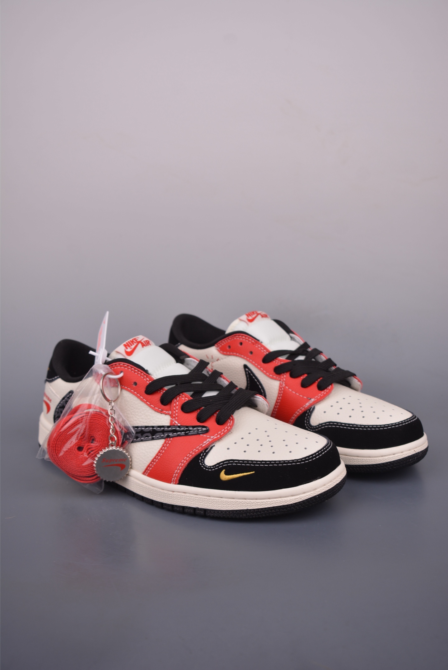 Fragment x Travis Scott Air Jordan 1 Low Black Toe 1 i1753485417452 1218 0 0