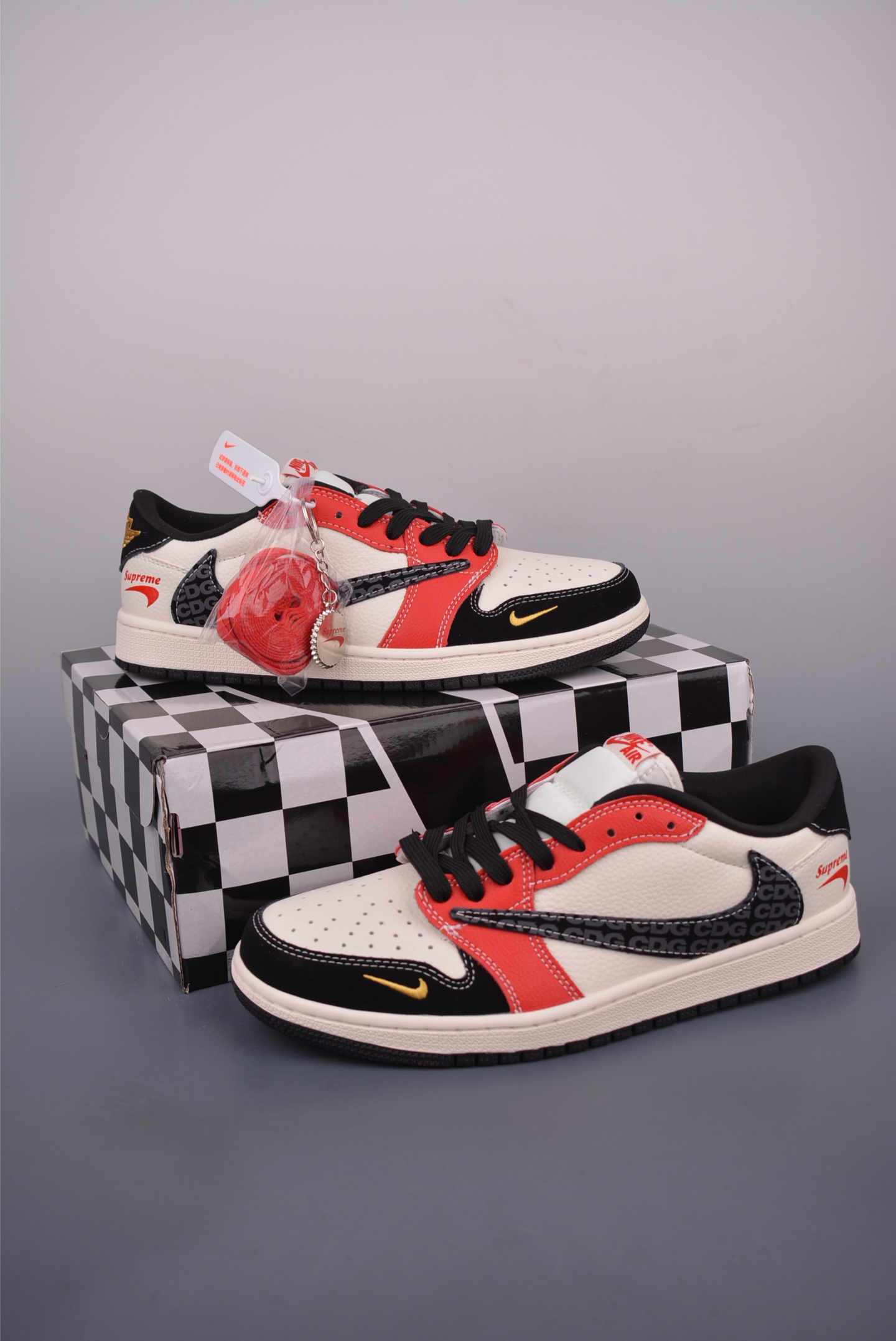 Fragment x Travis Scott Air Jordan 1 Low Black Toe 5 i1753485417552 3566 0 4