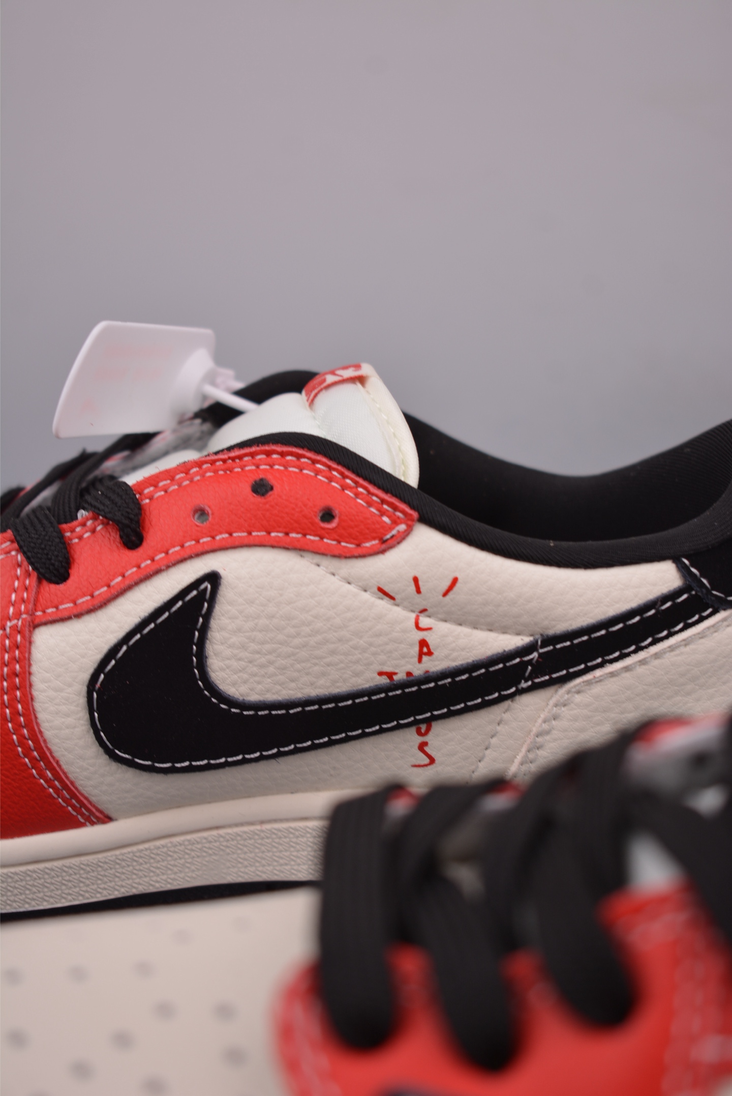 Fragment x Travis Scott Air Jordan 1 Low Black Toe 8 i1753485419240 3983 0 7
