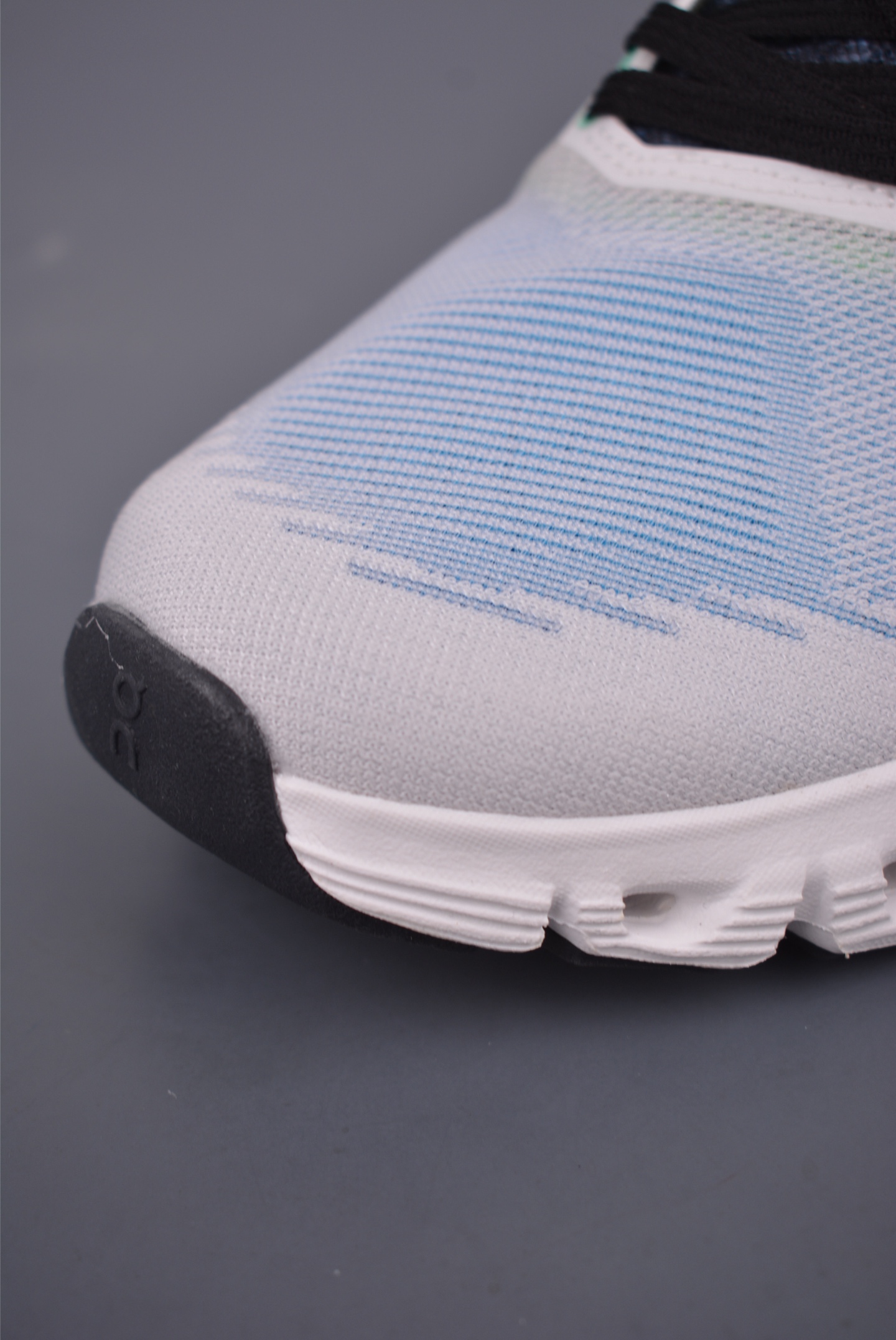 On Cloud 6 Running Shoes: Outdoor Street Style, Functional, Lightweight, Breathable 6 i1753557233025 8801 0 5