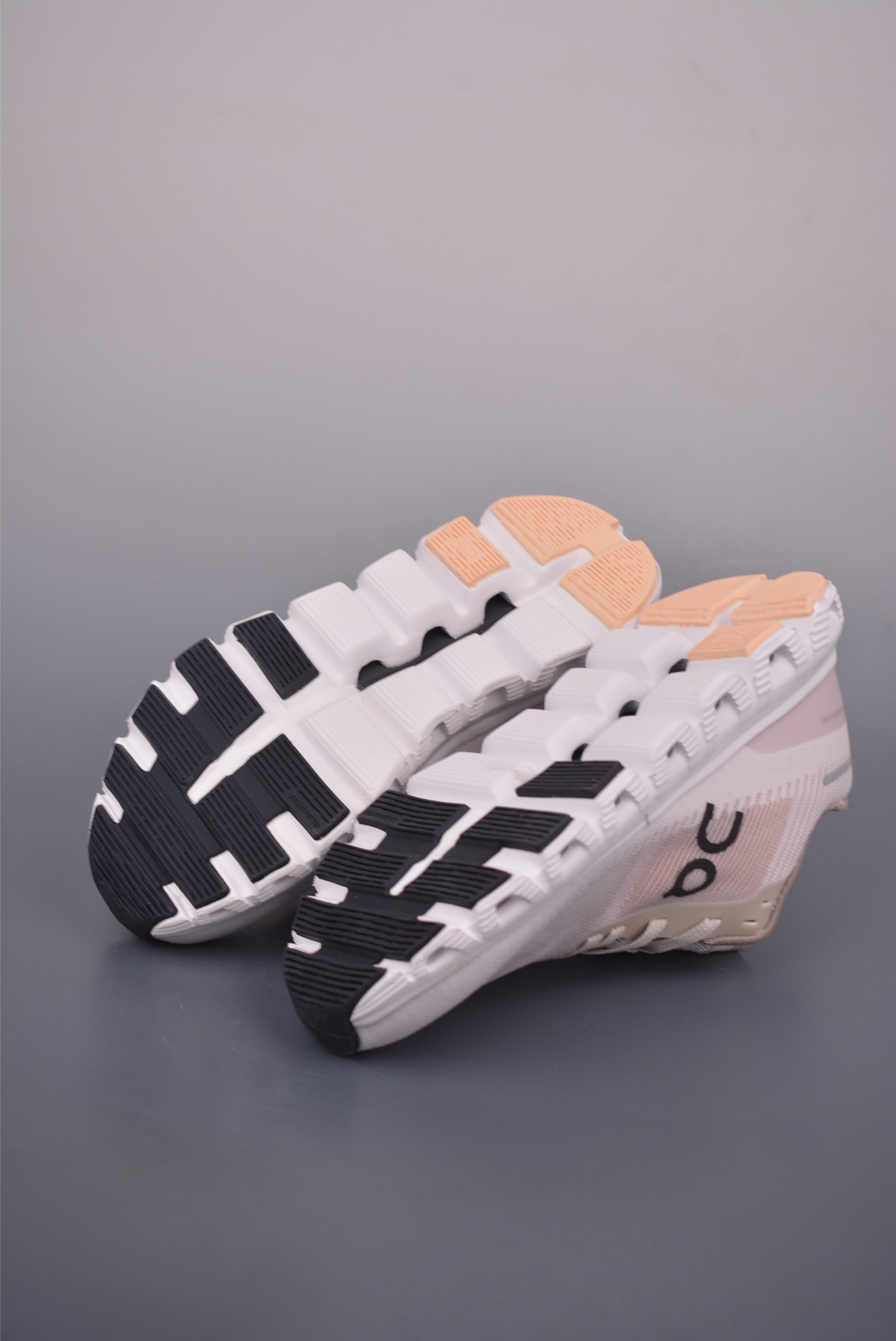 On Cloud 6 Running Shoes - Urban Performance, Stylish Design, Ultimate Comfort 4 i1753557260417 7639 0 2