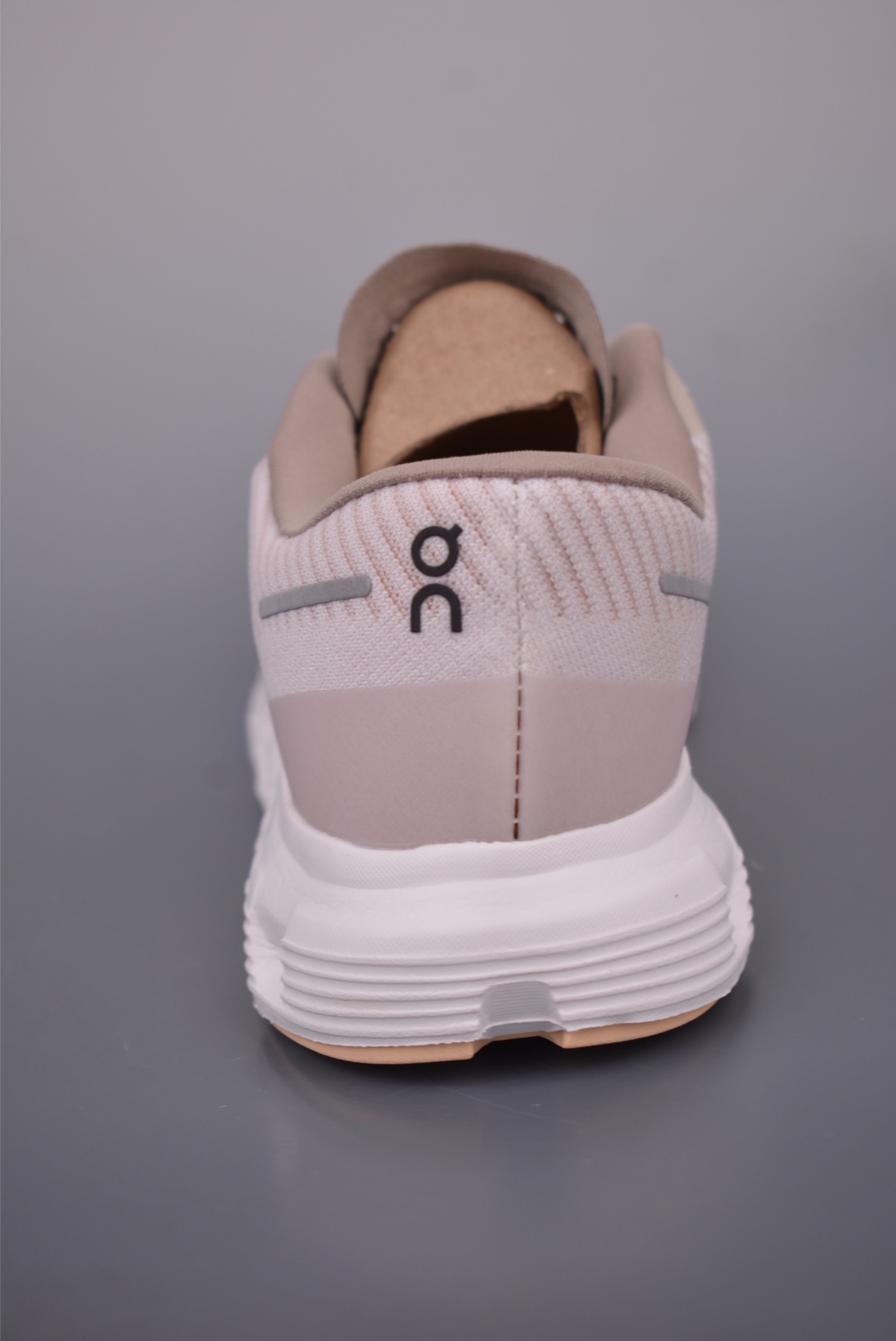 On Cloud 6 Running Shoes - Urban Performance, Stylish Design, Ultimate Comfort 5 i1753557260419 8748 0 3