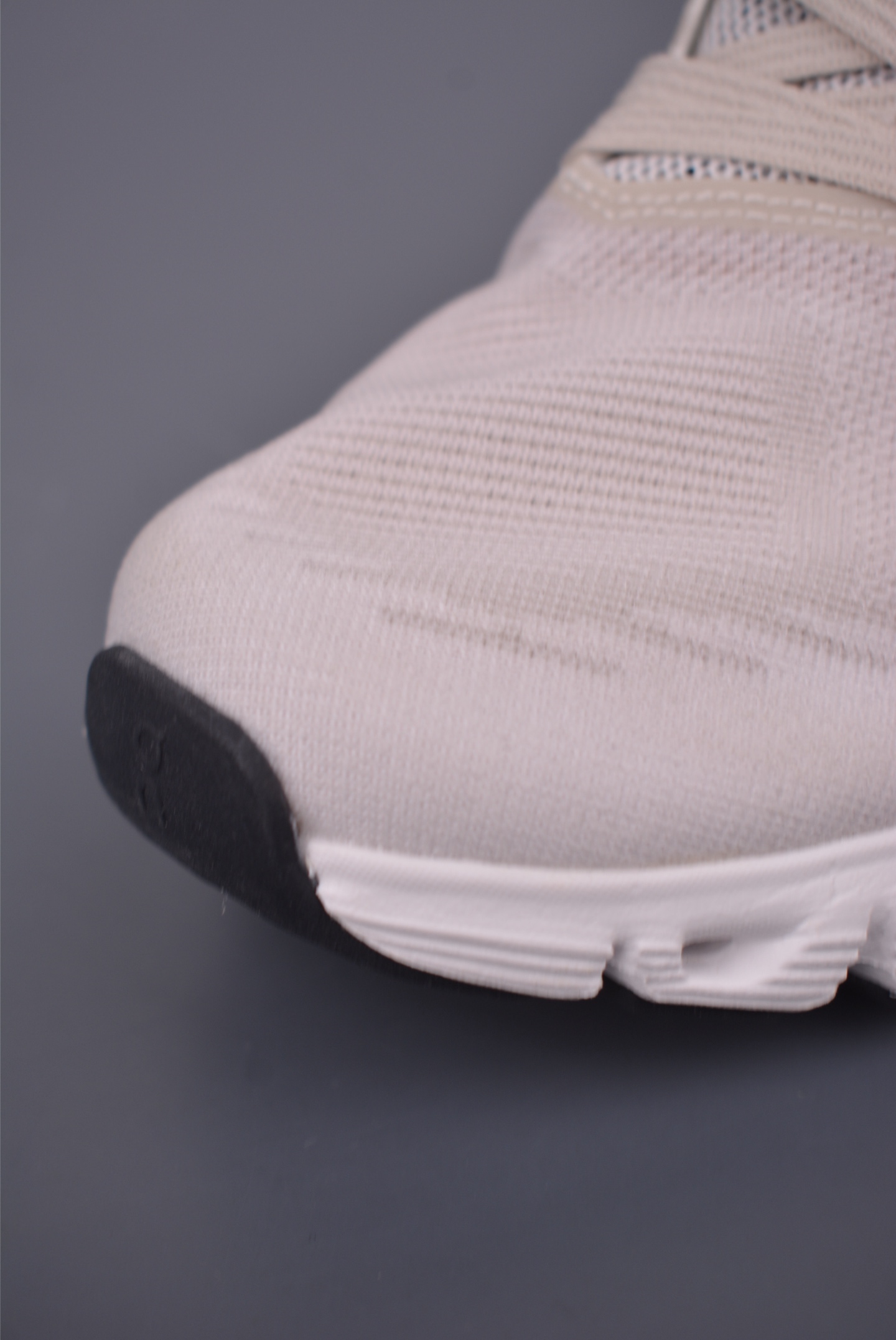 On Cloud 6 Running Shoes - Urban Performance, Stylish Design, Ultimate Comfort 7 i1753557260464 2614 0 5