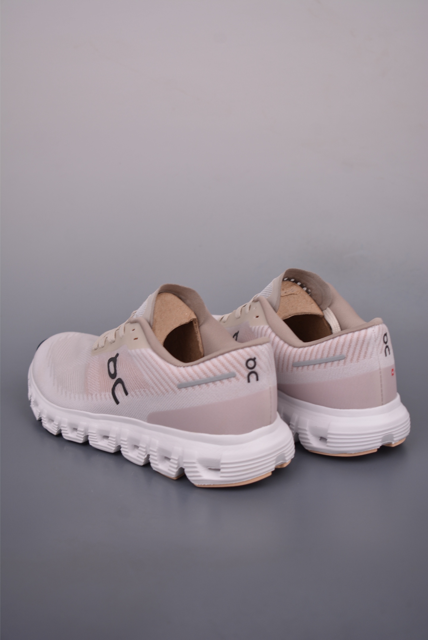 On Cloud 6 Running Shoes - Urban Performance, Stylish Design, Ultimate Comfort 3 i1753557262046 3945 0 1
