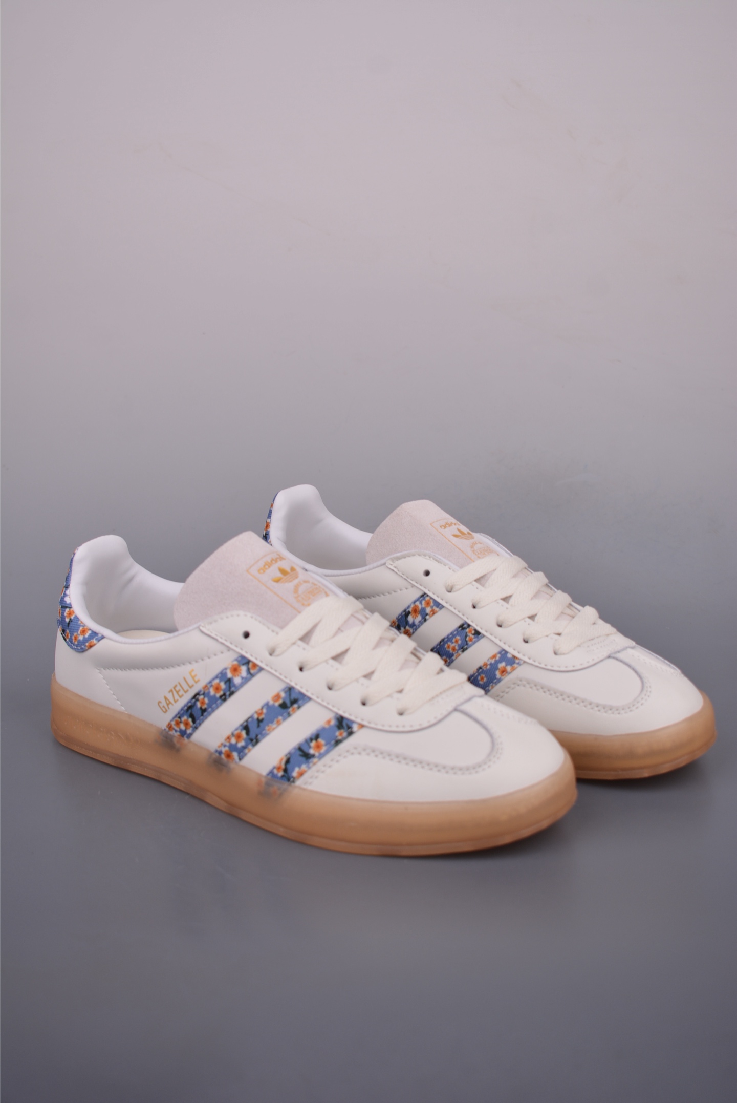 Adidas Originals Gazelle Indoor Floral Low-Top Sneakers, Comfortable and Durable 1 i1753558349572 9700 0 0