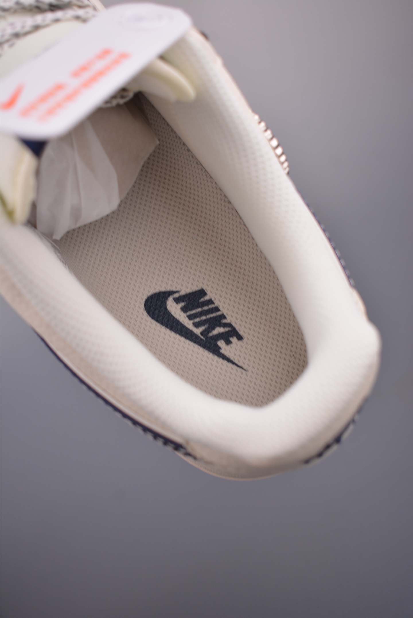 Nike Air Force 1 Low Supreme Collab: Premium Comfort & Iconic Style 9 i1753560761046 3581 0 8
