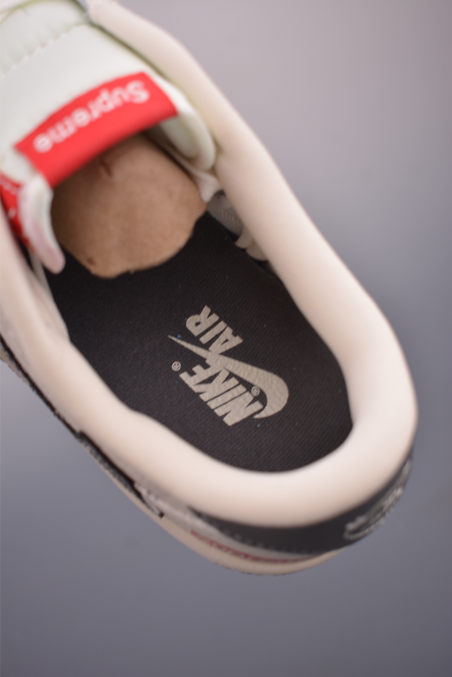 Fragment Travis Scott Supreme Air Jordan 1 Low Collaboration Sneakers 9 i1753562979637 5781 0 8