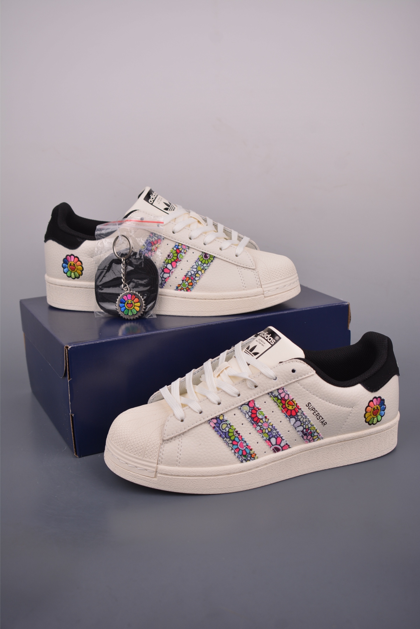 Adidas Originals Superstar 2025 White Leather Sneakers with Flower Accents 1 i1753568004930 941 0 4