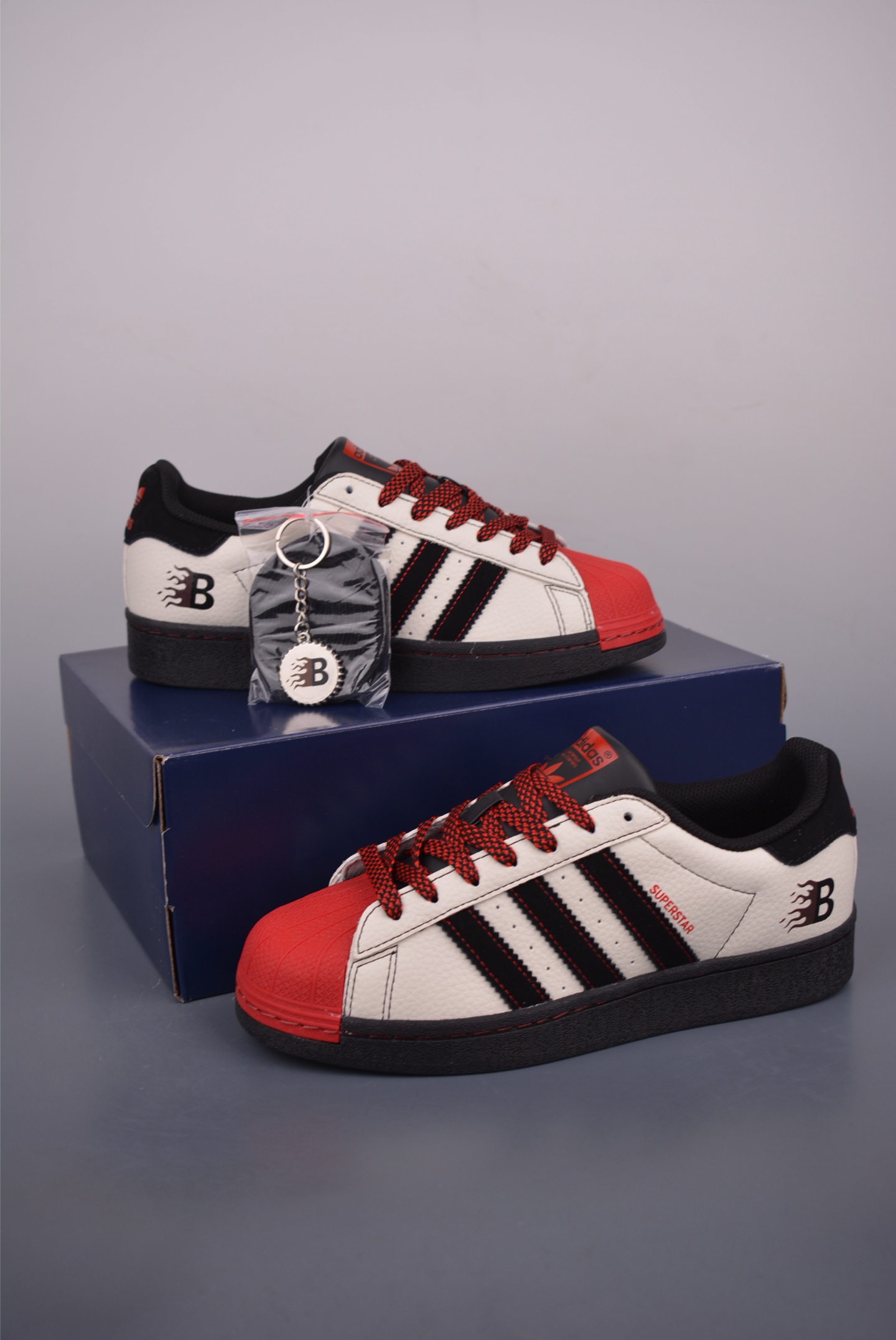 Adidas Originals Superstar 2025 White Leather Sneakers with Flower Accents 2 i1753568029169 2419 0 1