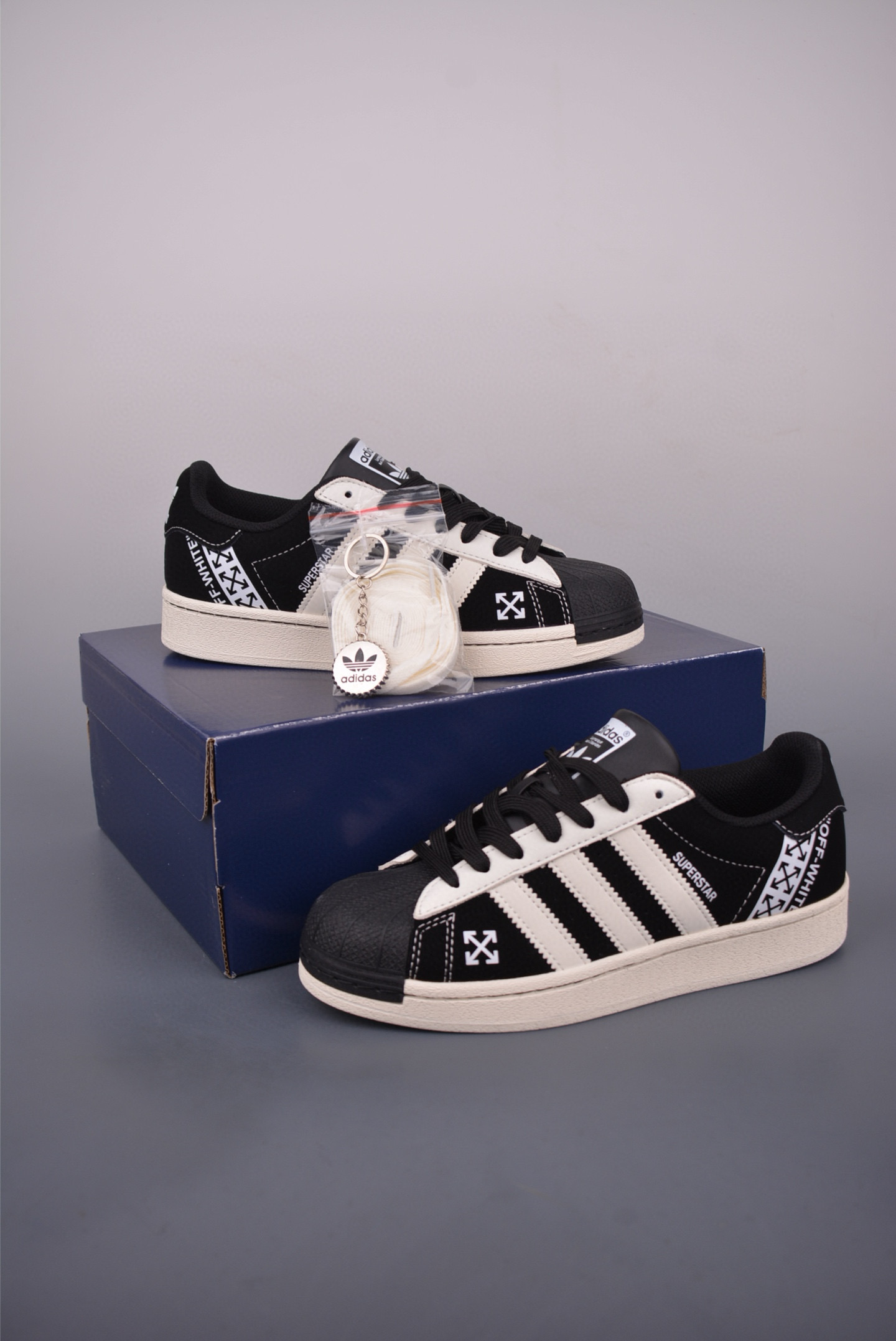 Adidas Originals Superstar 2025 White Leather Sneakers with Flower Accents 3 i1753568029584 4713 0 2