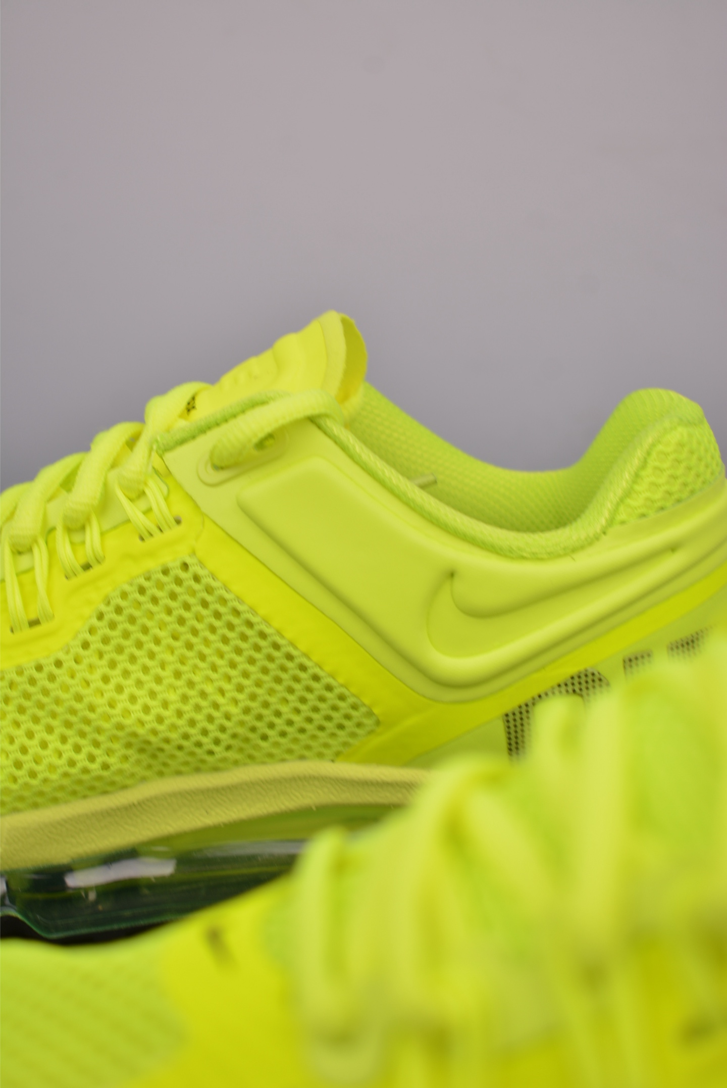 NIKE Air Max 2013 耐克复古透气网布 全掌气垫 缓震跑步鞋 HF3660-700