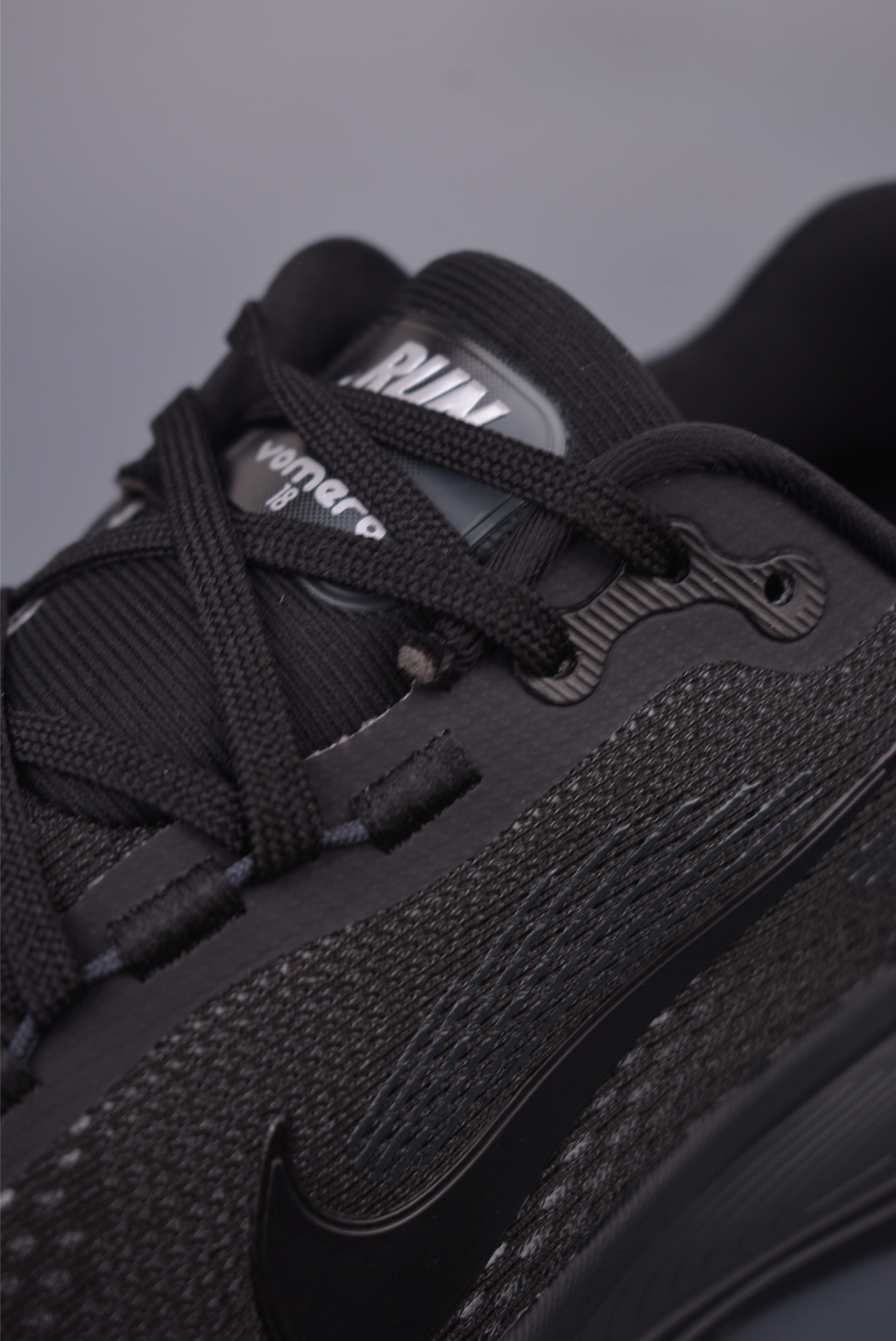Nike Air Zoom Vomero 18: Advanced Tech Running Shoes - Ultimate Cushioning 7 i1753653992283 4840 0 1