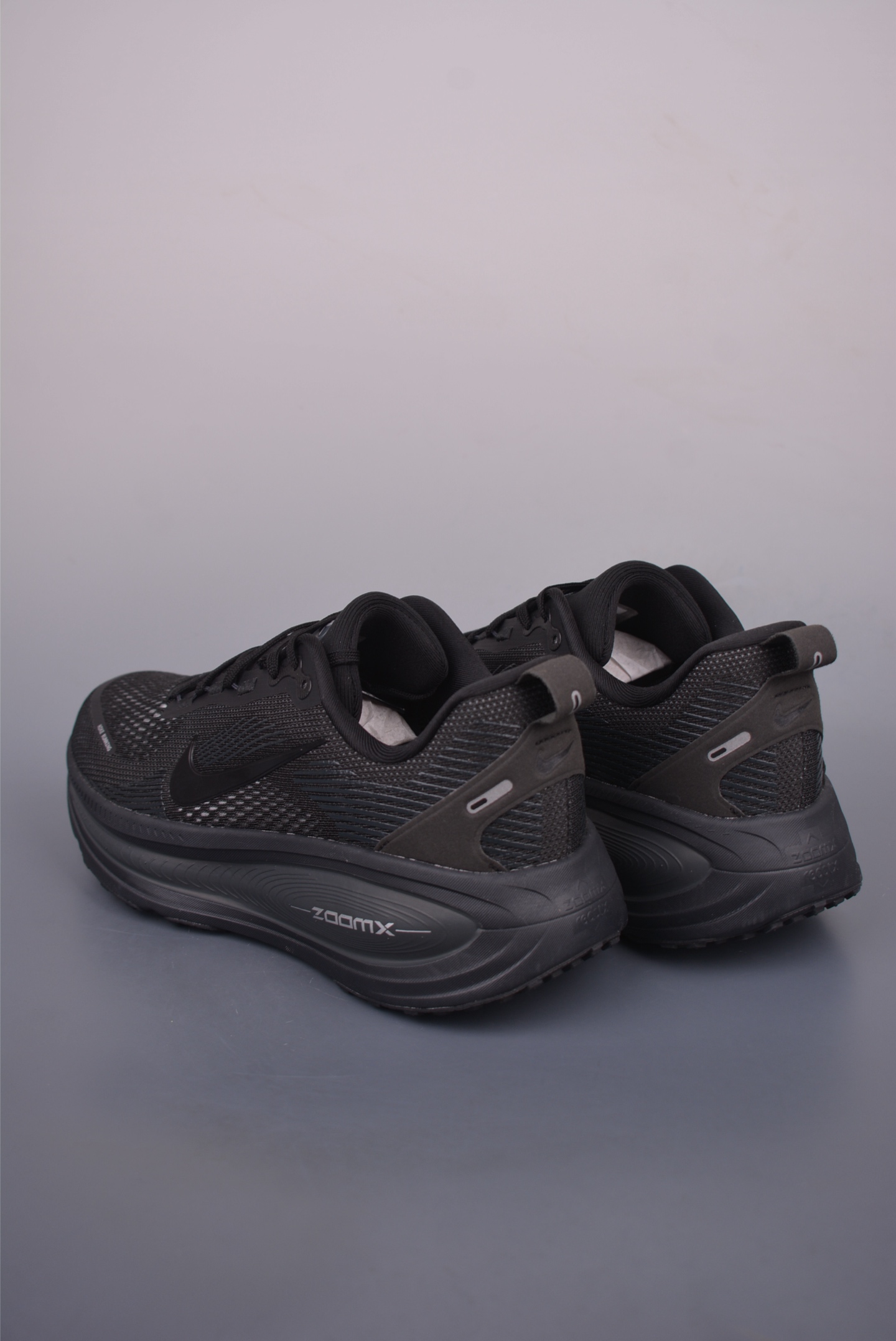 Nike Air Zoom Vomero 18: Advanced Tech Running Shoes - Ultimate Cushioning 2 i1753654062521 9467 0 1