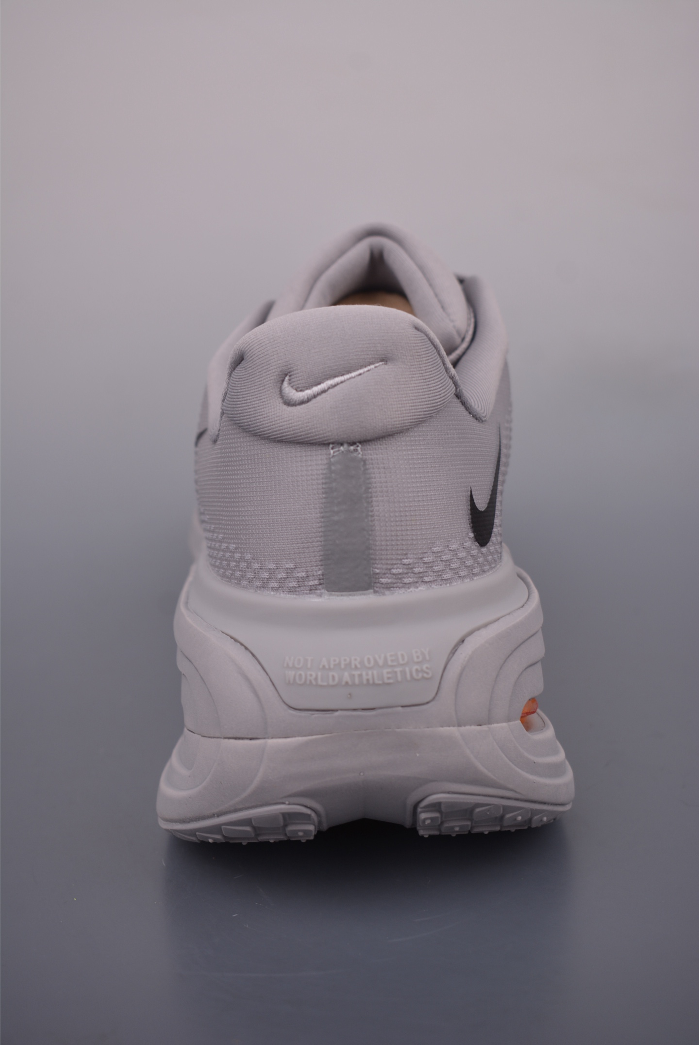 Nike Vomero 40th Anniversary Air Cushion Running Shoes - Comfort & Style 4 i1753654892094 7742 0 3