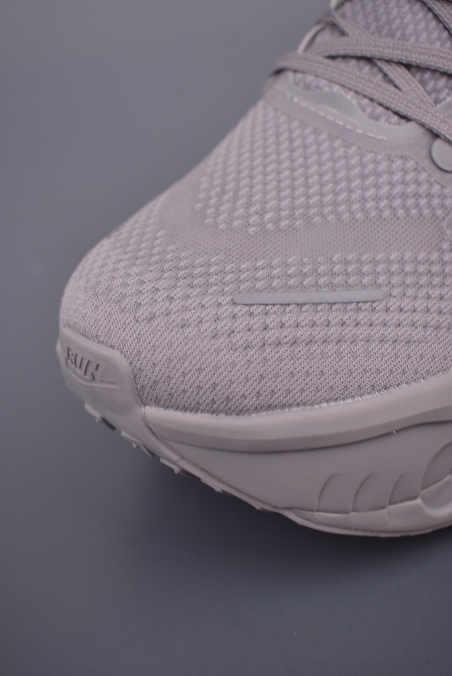 Nike Vomero 40th Anniversary Air Cushion Running Shoes - Comfort & Style 6 i1753654892180 2094 0 5
