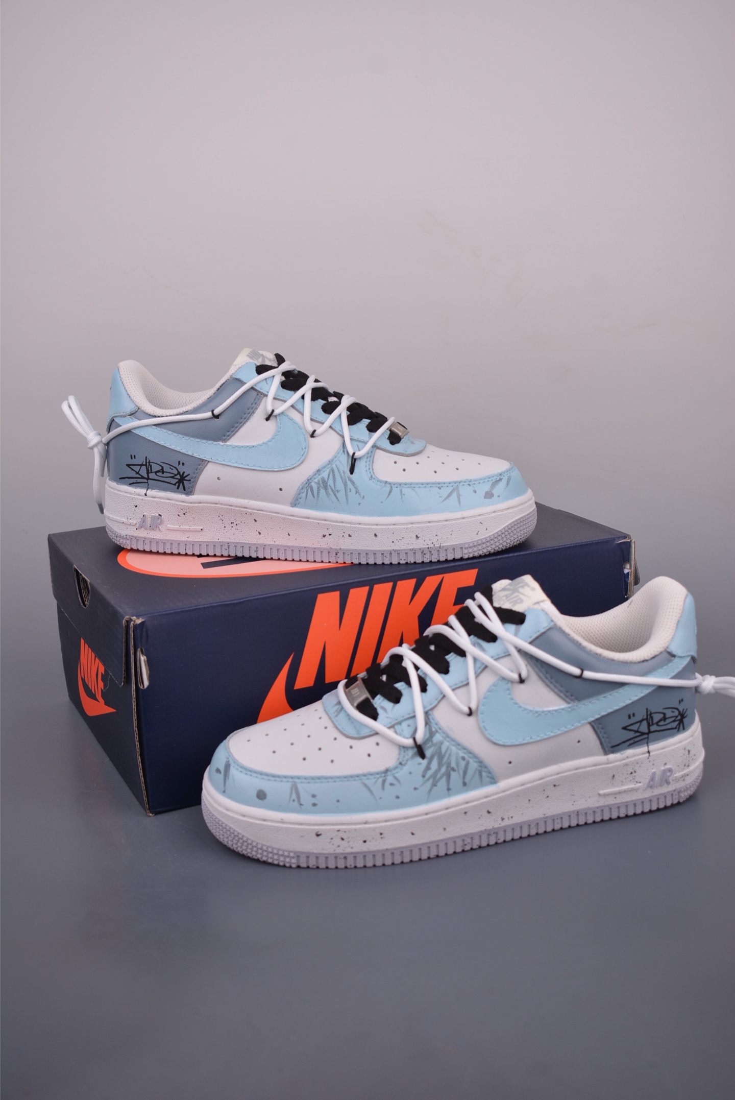 Nike Air Force 1 Low 'Star Trail' Deconstructed Sneakers - Official Edition 6 i1753657542326 2042 0 4
