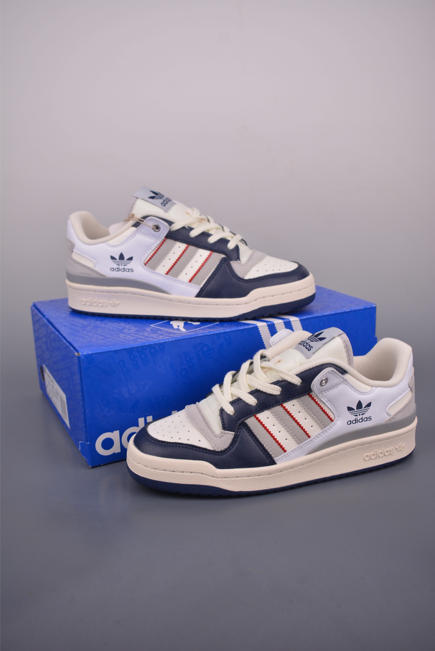 Adidas Forum Low CL: Classic Retro Basketball Shoes for Men and Women 6 i1753657584830 919 0 4
