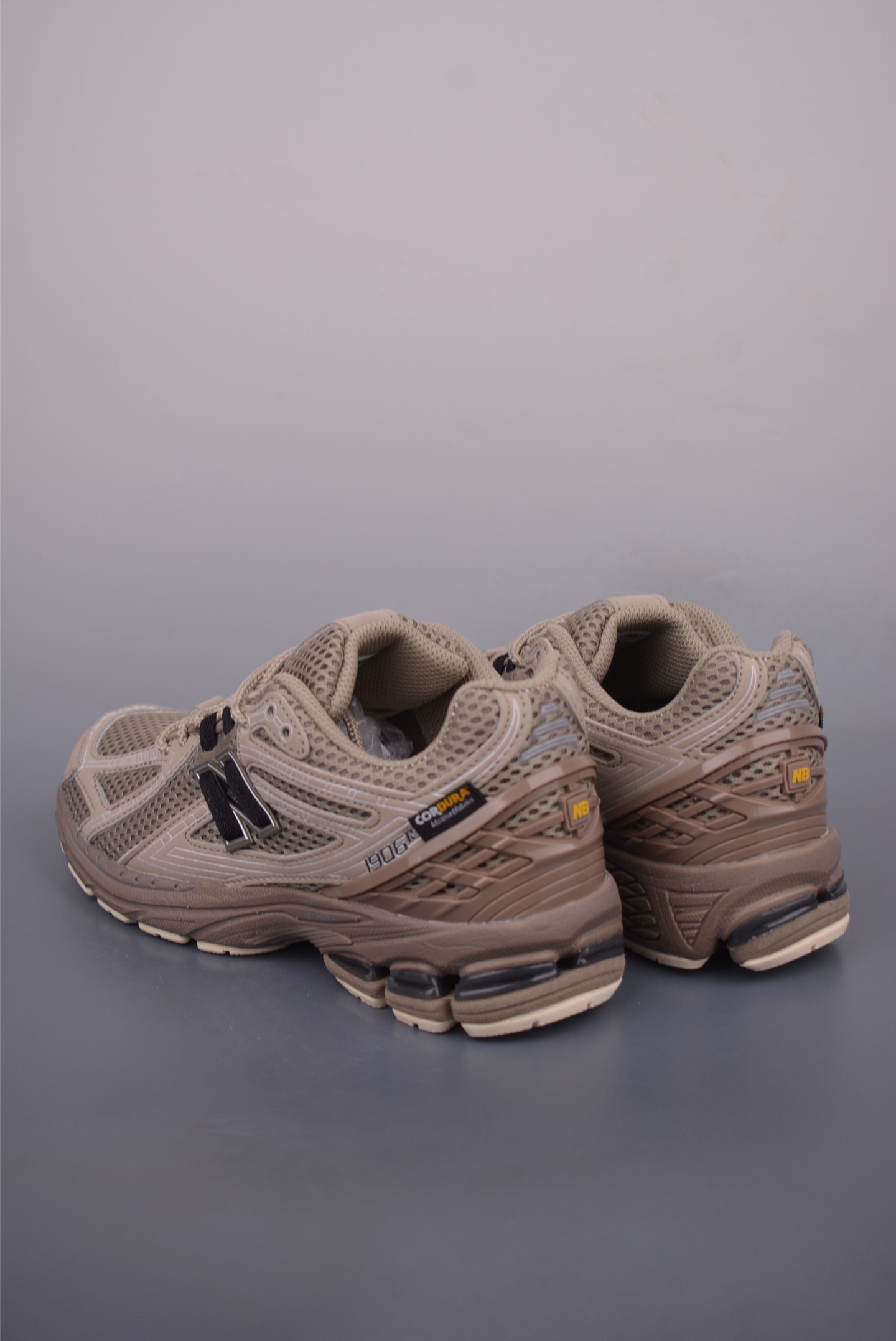 New Balance M1906R: Retro Style Classic Sneaker, Comfortable Heritage Design 2 i1753657662687 1366 0 1