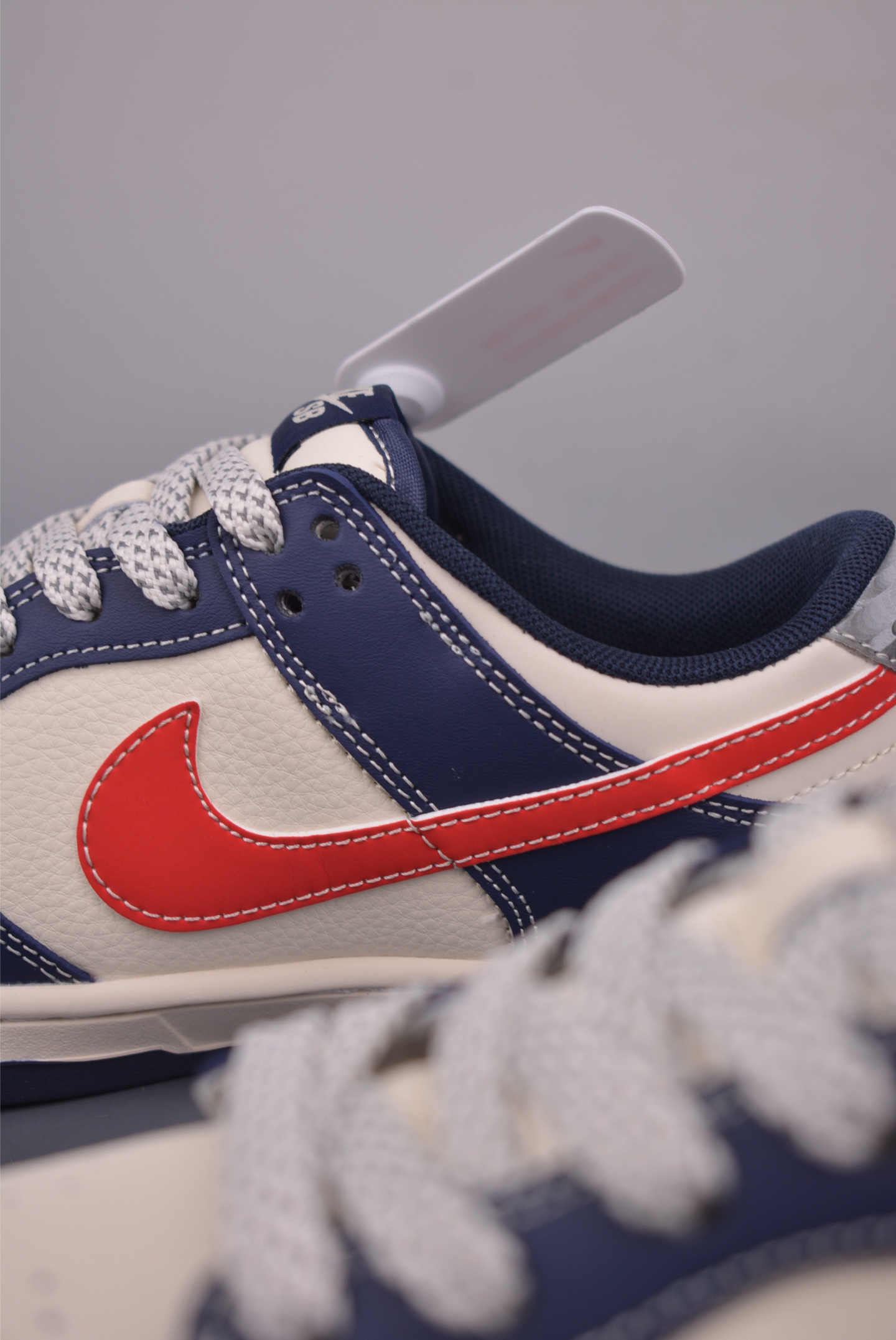 Nike SB Dunk Low England Edition: Premium Comfort & Style, Available Now! 9 i1753657771999 8137 0 7