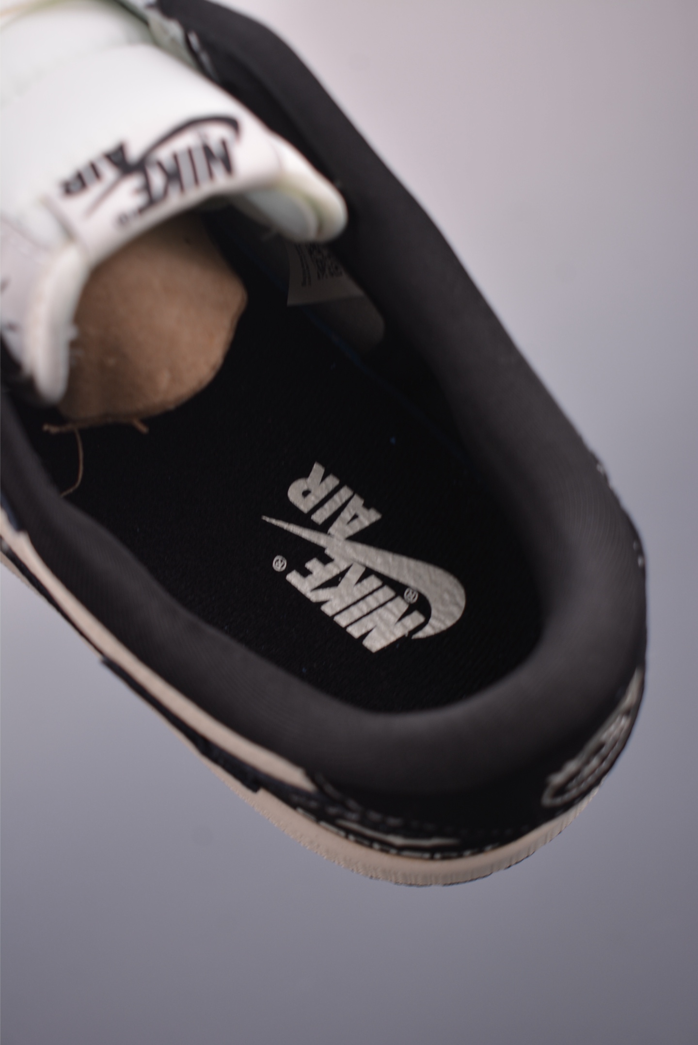 260 Fragment x Travis Scott x 蝙蝠侠 Air Jordan 1 Low 三方联名倒钩 XB1979-008