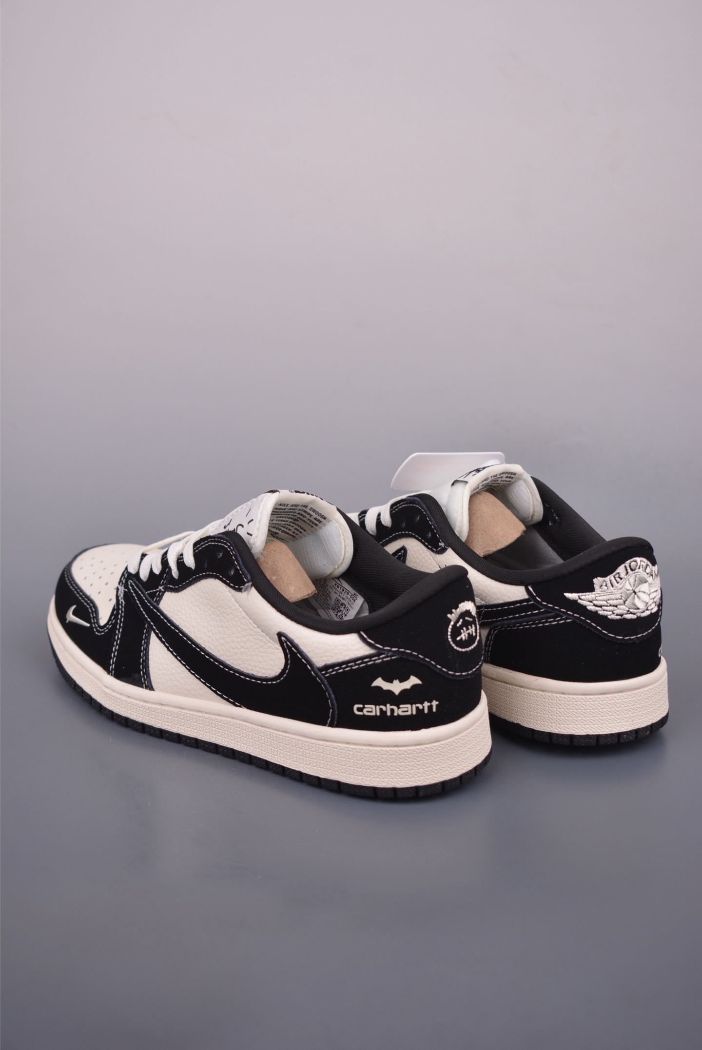 260 Fragment x Travis Scott x 蝙蝠侠 Air Jordan 1 Low 三方联名倒钩 XB1979-008