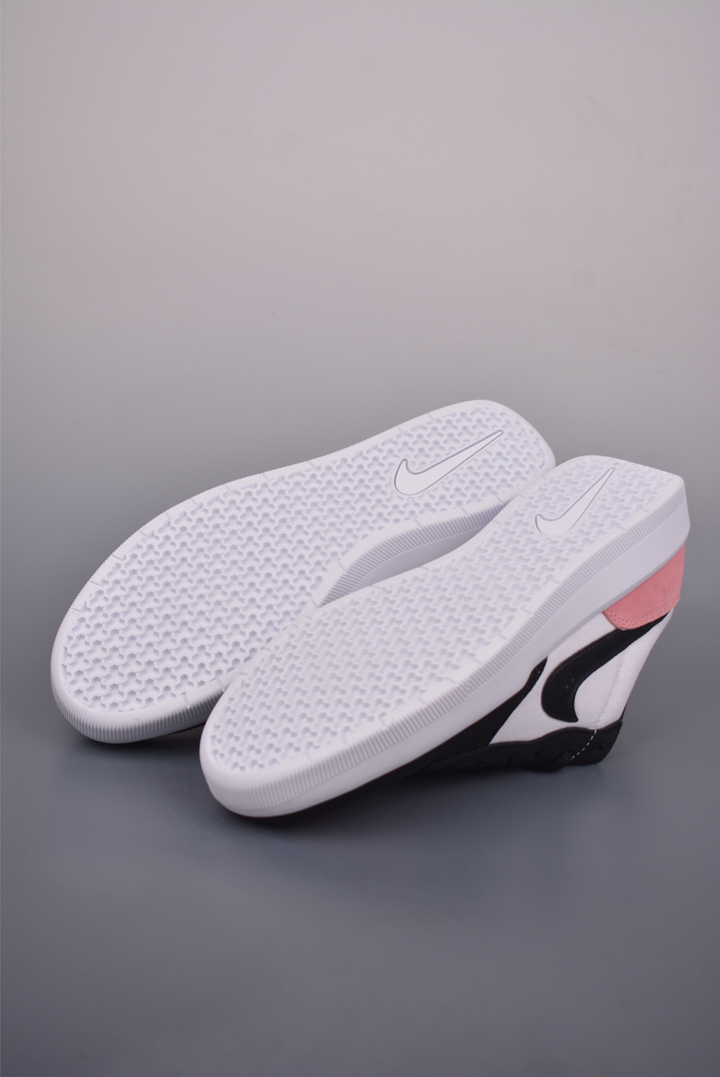 Nike SB Force 58 Skate Shoes - Durable, Flexible, Basketball-Inspired Design 3 i1753733646380 3899 0 2