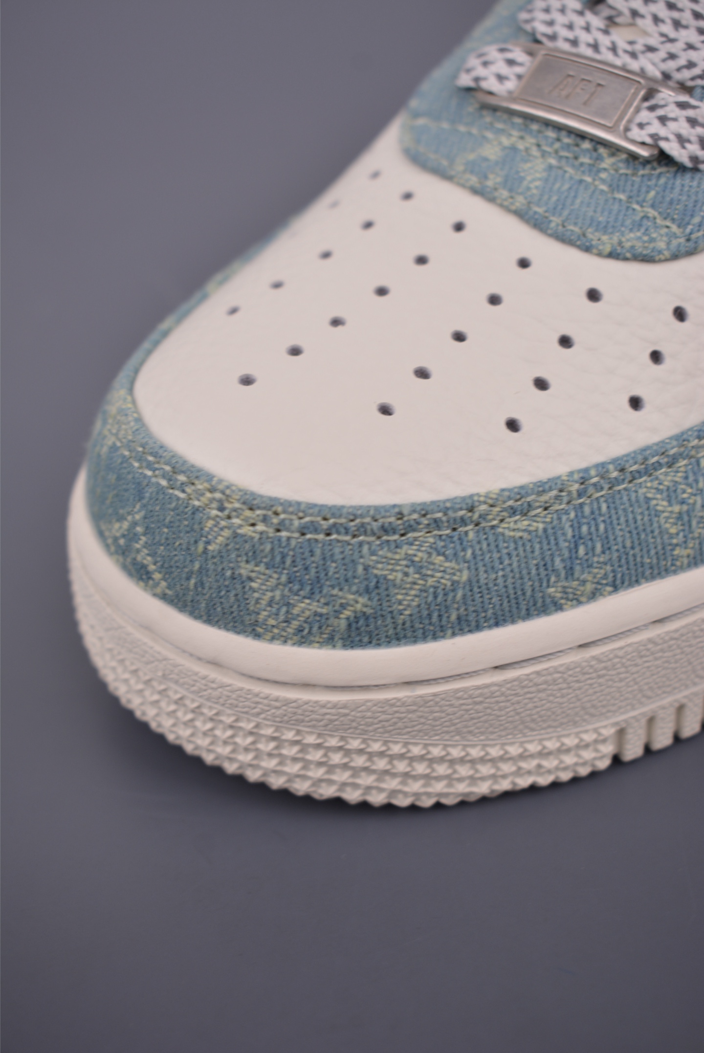 Nike Air Force 1 Low Louis Vuitton Edition Premium Sneakers - Size 36-45 6 i1753736729766 471 0 5