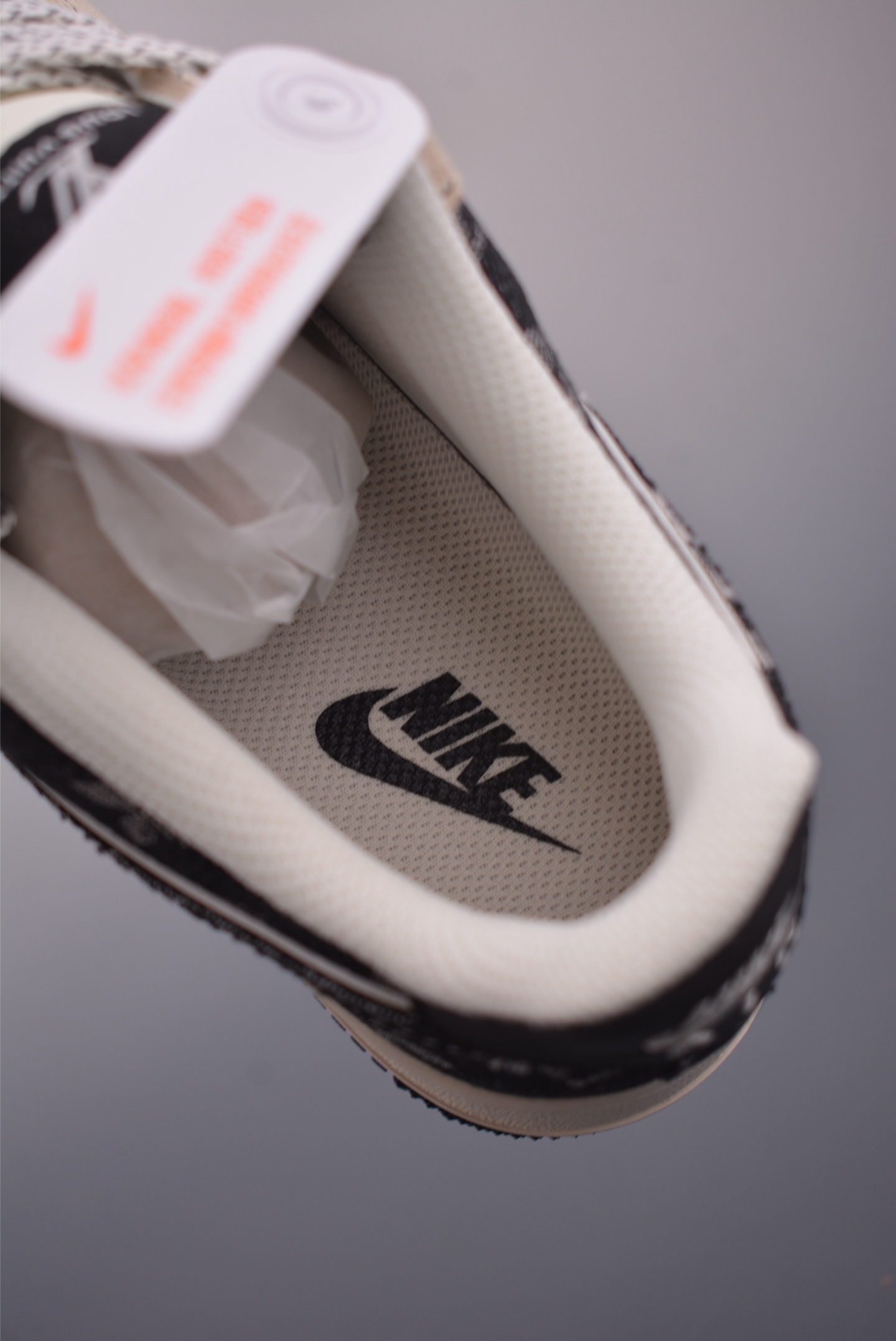 Nike Air Force 1 Low Louis Vuitton Collaboration Sneakers - Limited Edition 9 i1753736769149 9356 0 8