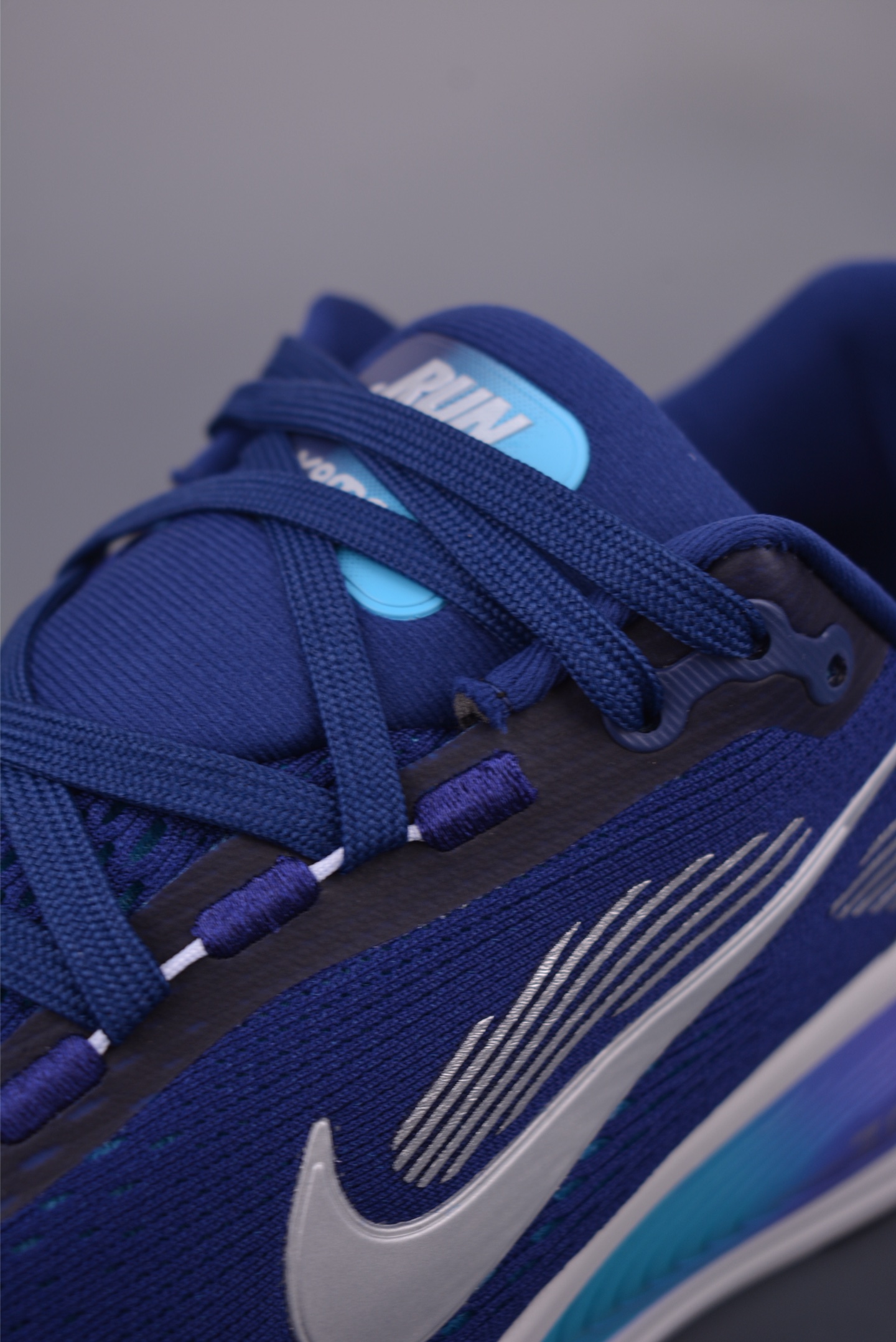 Nike Air Zoom Vomero 18 Running Shoes - Advanced Tech, Superior Comfort 8 i1753737363567 6663 0 6