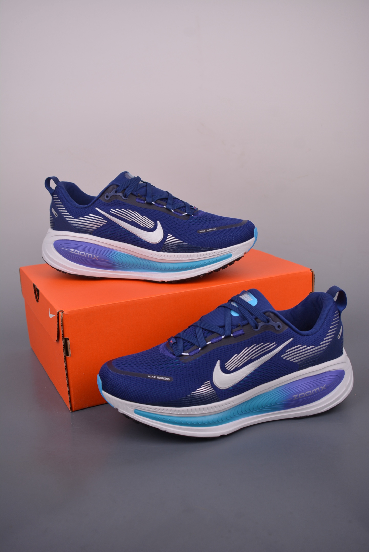 Nike Air Zoom Vomero 18 Running Shoes - Advanced Tech, Superior Comfort 6 i1753737363638 407 0 4