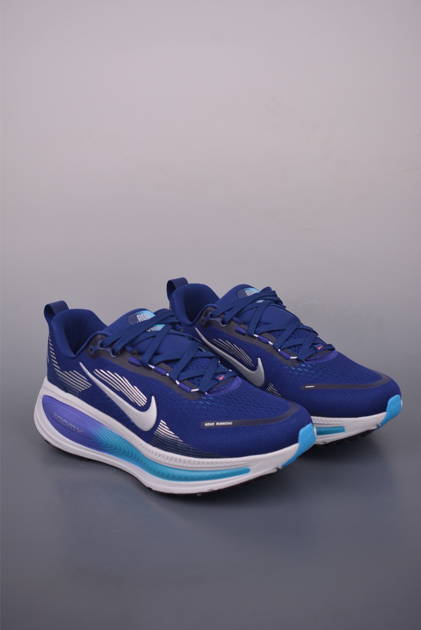 Nike Air Zoom Vomero 18 Running Shoes - Advanced Tech, Superior Comfort 2 i1753737363657 5289 0 0
