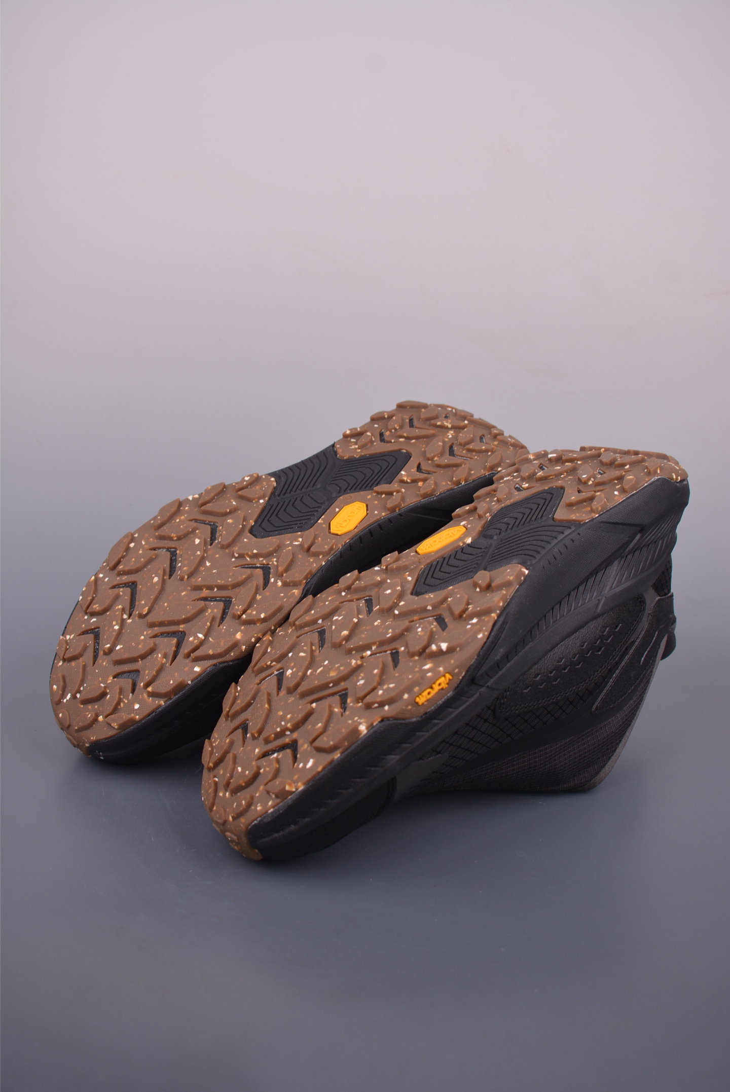Hoka One One Project Transport Low-Top Professional Off-Road Running Shoes 4 i1753742409945 1106 0 2
