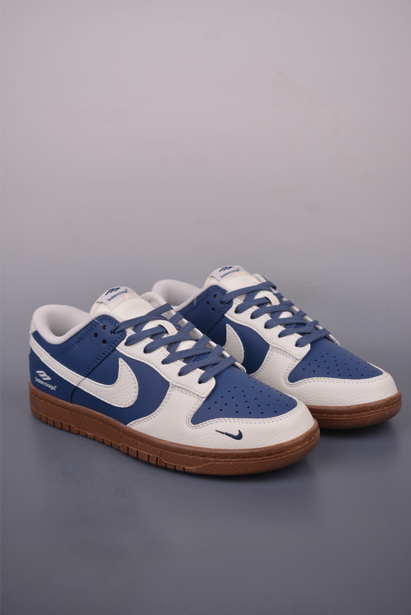 Nike SB Dunk Low Balenciaga Blue White Gum Sneakers - FX1588 3151124 2 i1753742730868 1048 0 0
