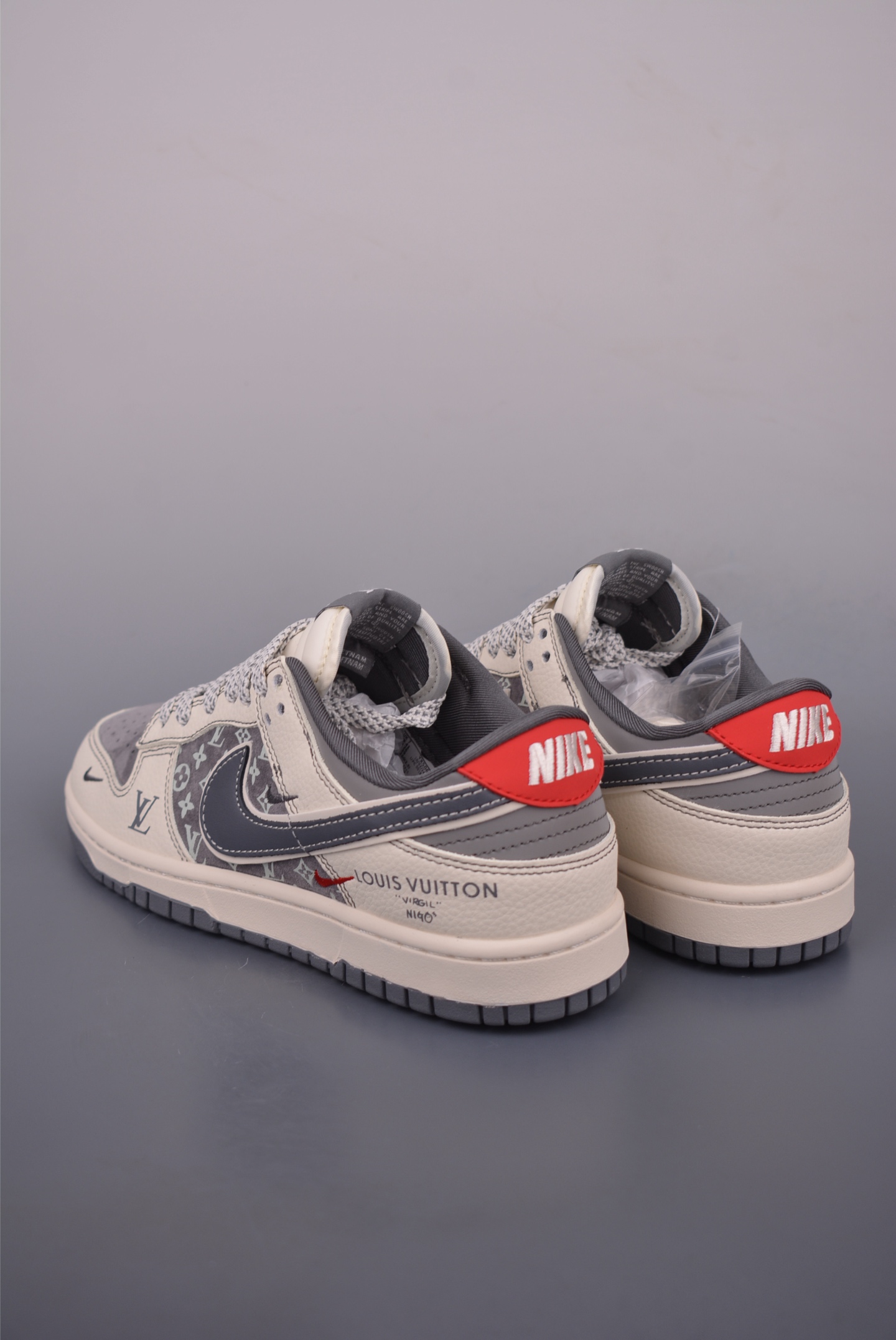 Nike SB Dunk Low 巴黎世家联名 YX5066-367