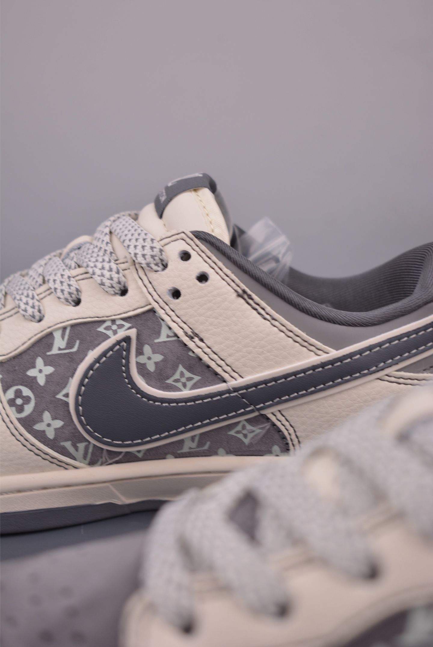 Nike SB Dunk Low 巴黎世家联名 YX5066-367