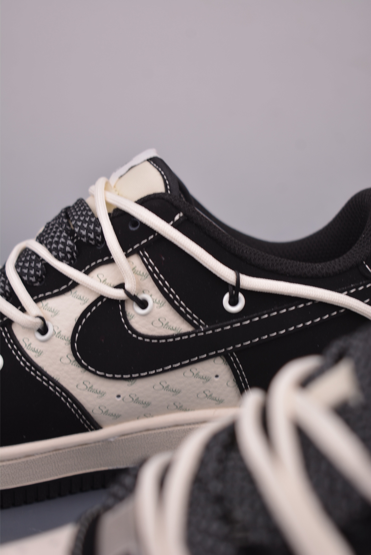 Nike Air Force 1 Low Stussy Collab Black and White Sneakers 8 i1753743451740 7795 0 7
